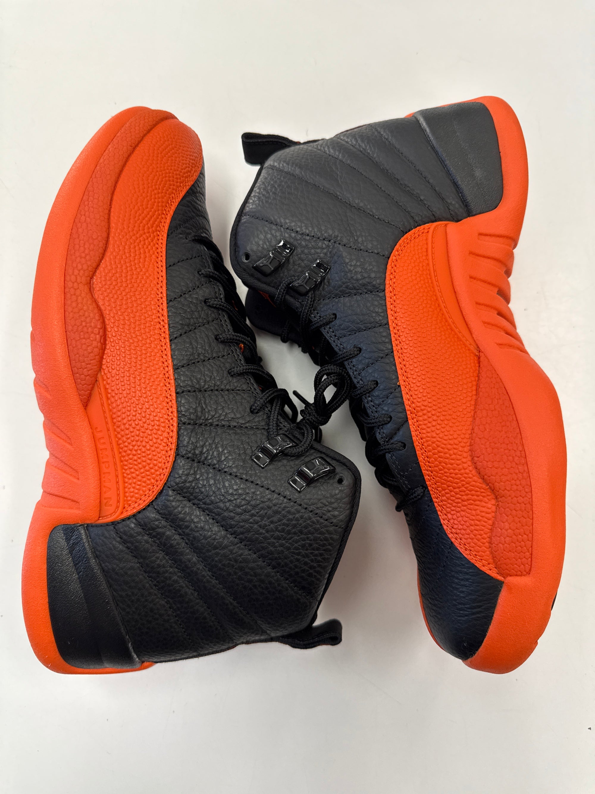 WMNS AIR JORDAN 12 WNBA ALL STAR BRILLIANT ORANGE - SIZE W12 M10.5 (WORN)