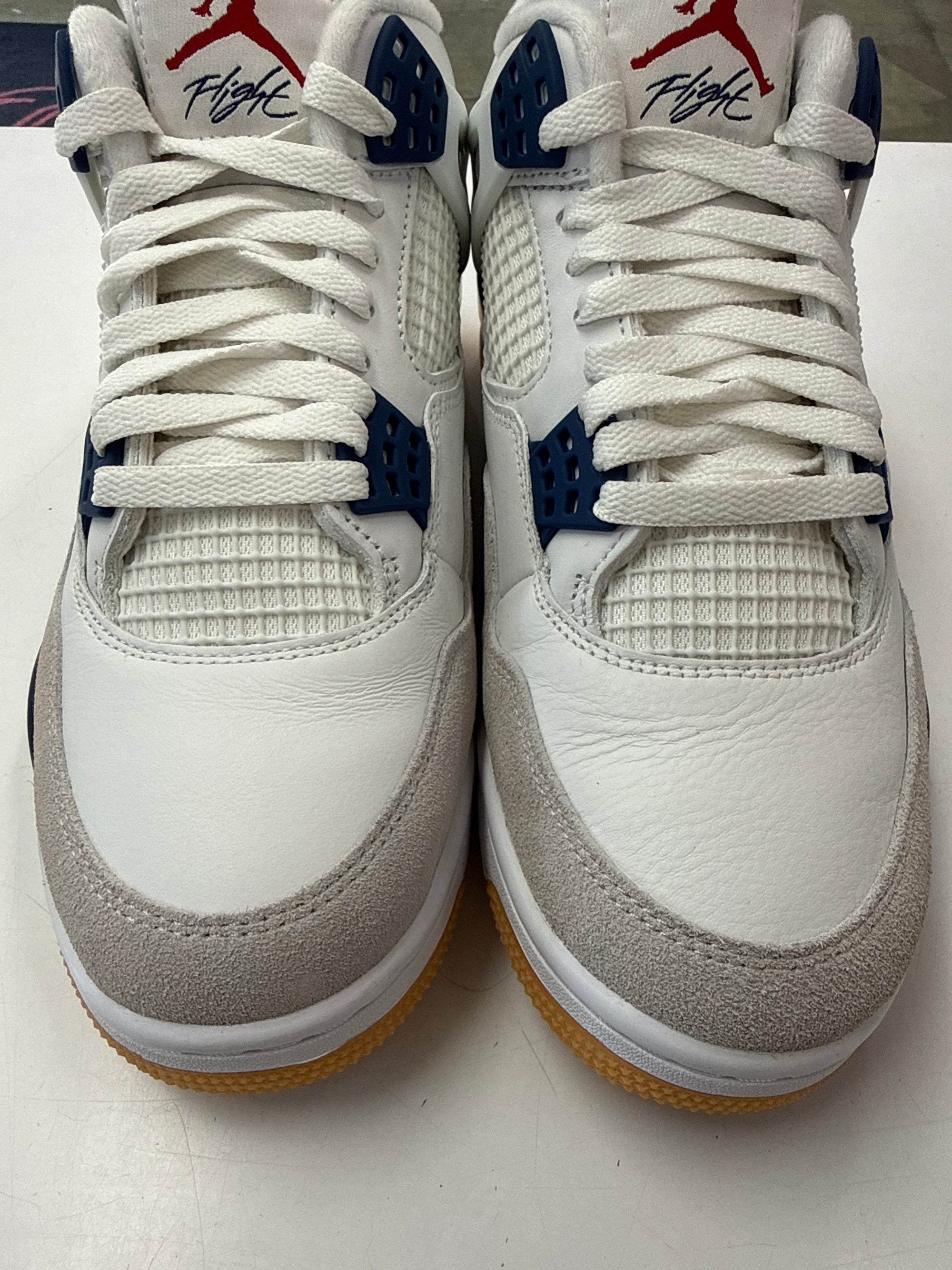 AIR JORDAN 4 NAVY SB - SIZE 9.5 (WORN)