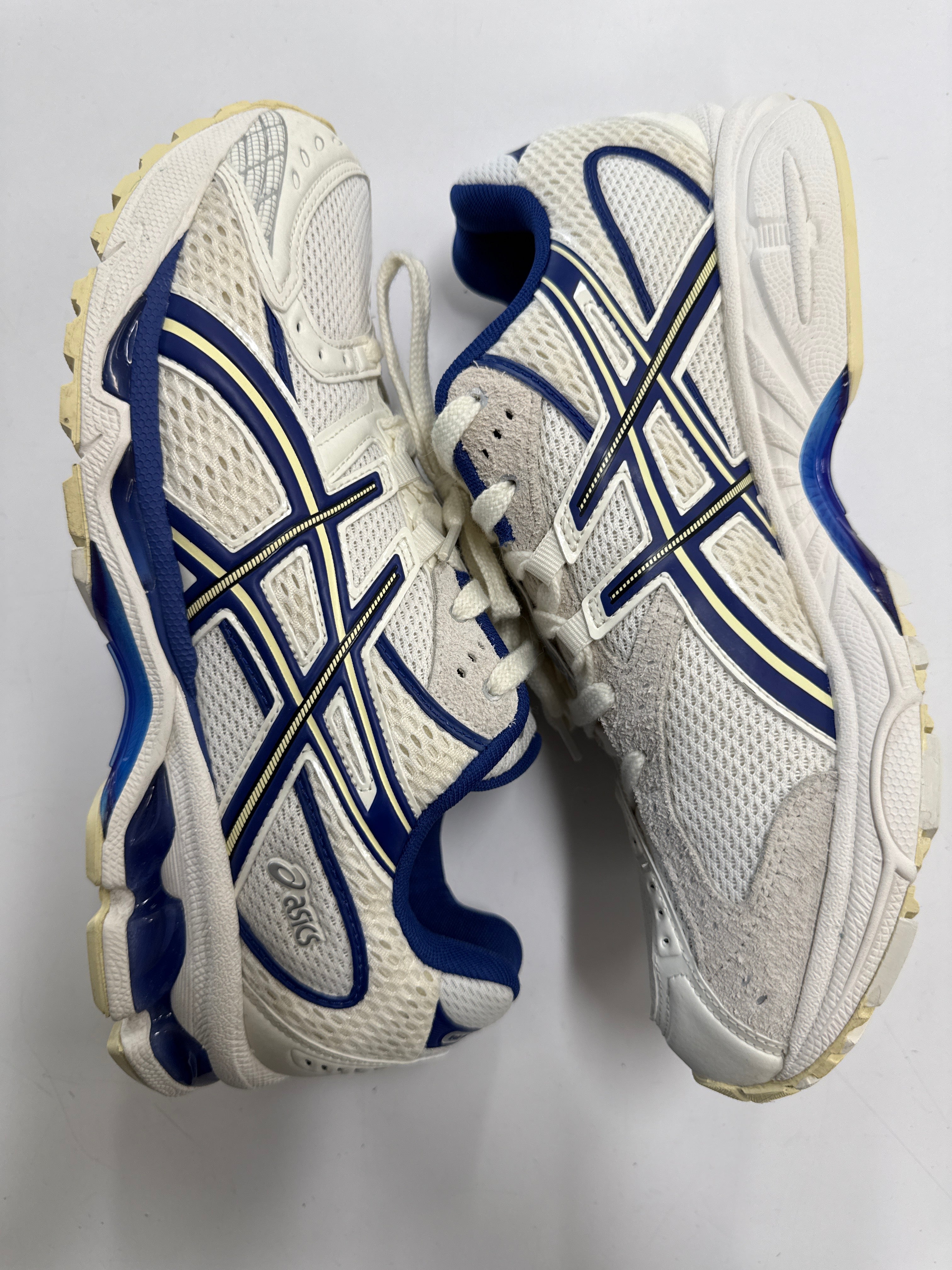 ASICS GEL NIMBUS 10.1 END MILK - SIZE 10.5 (WORN) – Sole Supremacy