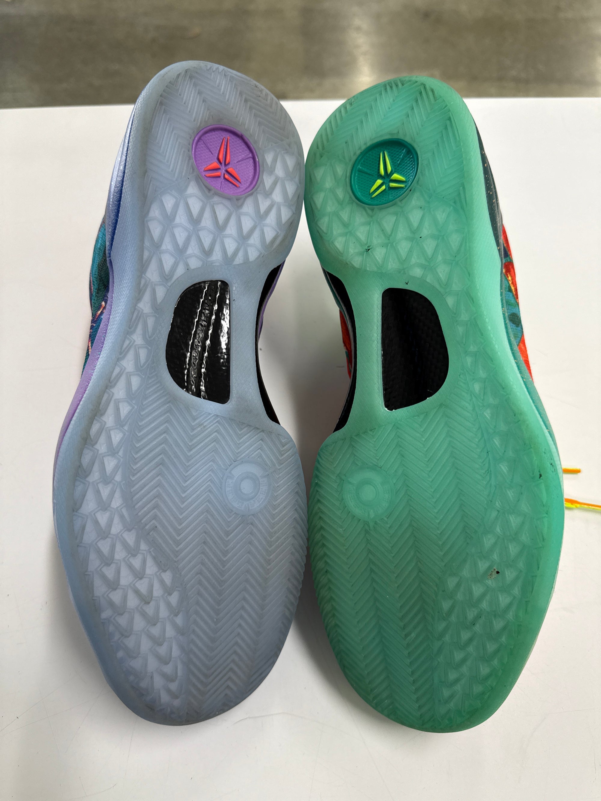 KOBE 8 PROTRO WHAT THE 2025 - SIZE 10.5 (WORN)