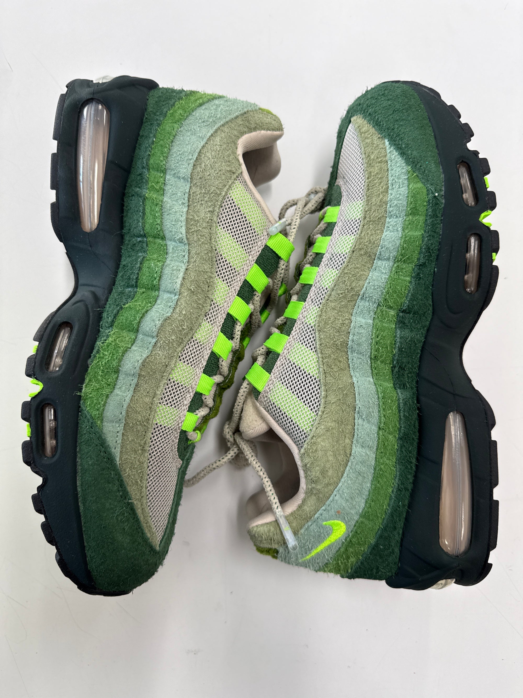 AIR MAX 95 BIG BUBBLE DUCKS OF A FEATHER OREGON DUCKS THE WOODS - SIZE 10.5 (WORN)