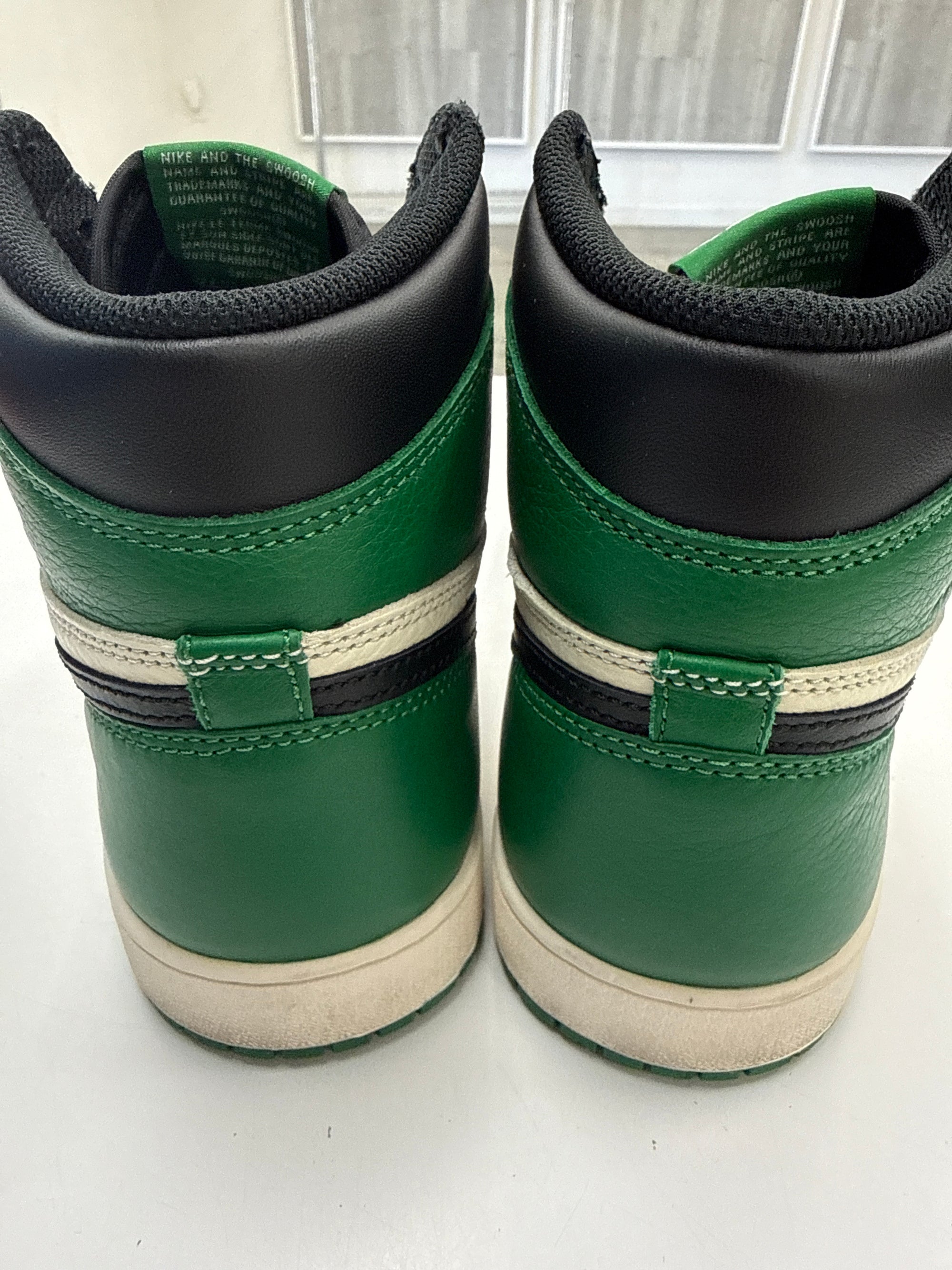 AIR JORDAN 1 HIGH PINE GREEN - SIZE 9 (WORN)