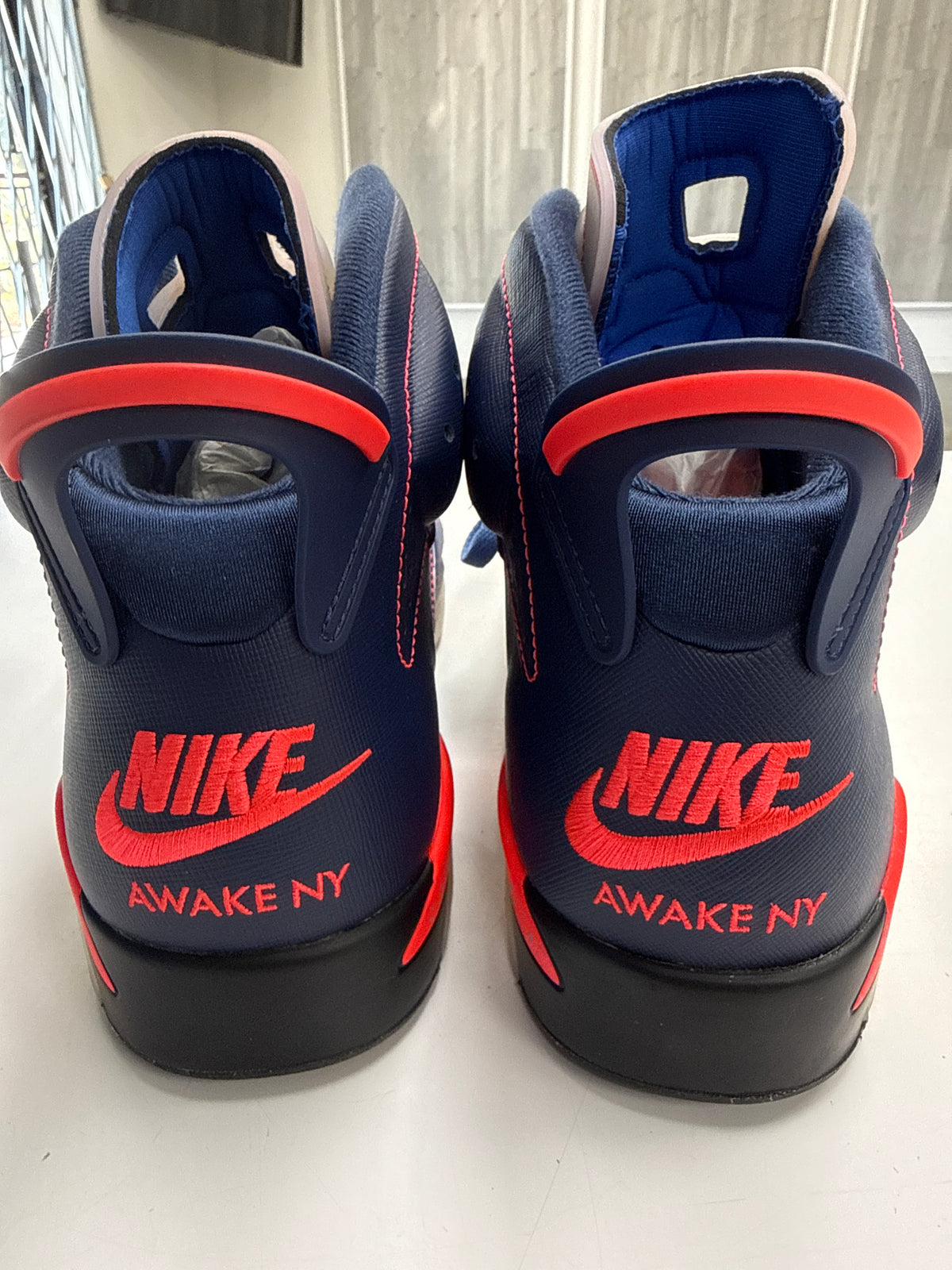 AIR JORDAN 6 AWAKE NY MIDNIGHT NAVY - SIZE 13 (WORN)