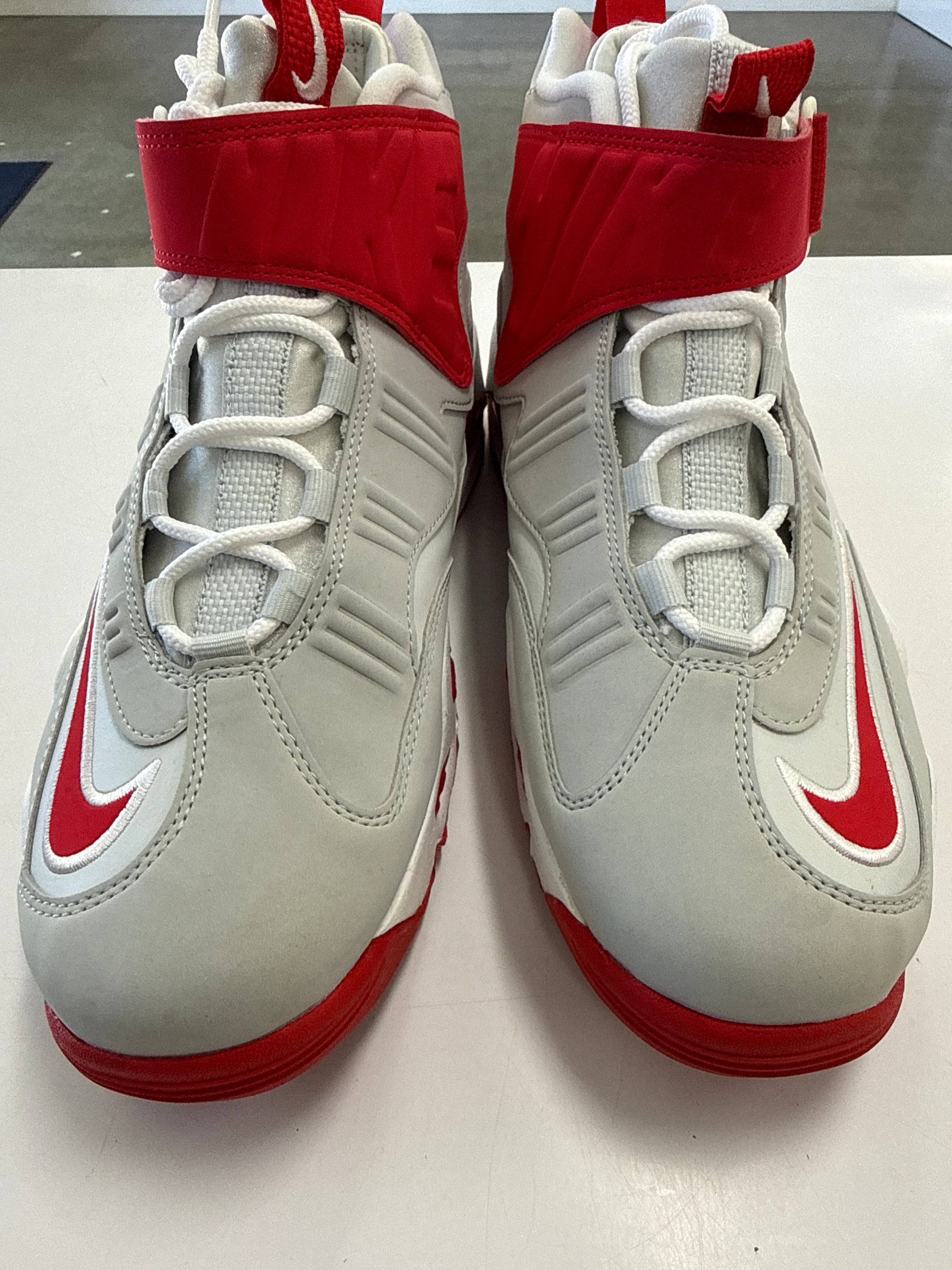 AIR GRIFFEY MAX 1 CINCINNATI REDS 2023 - SIZE 11 (WORN)