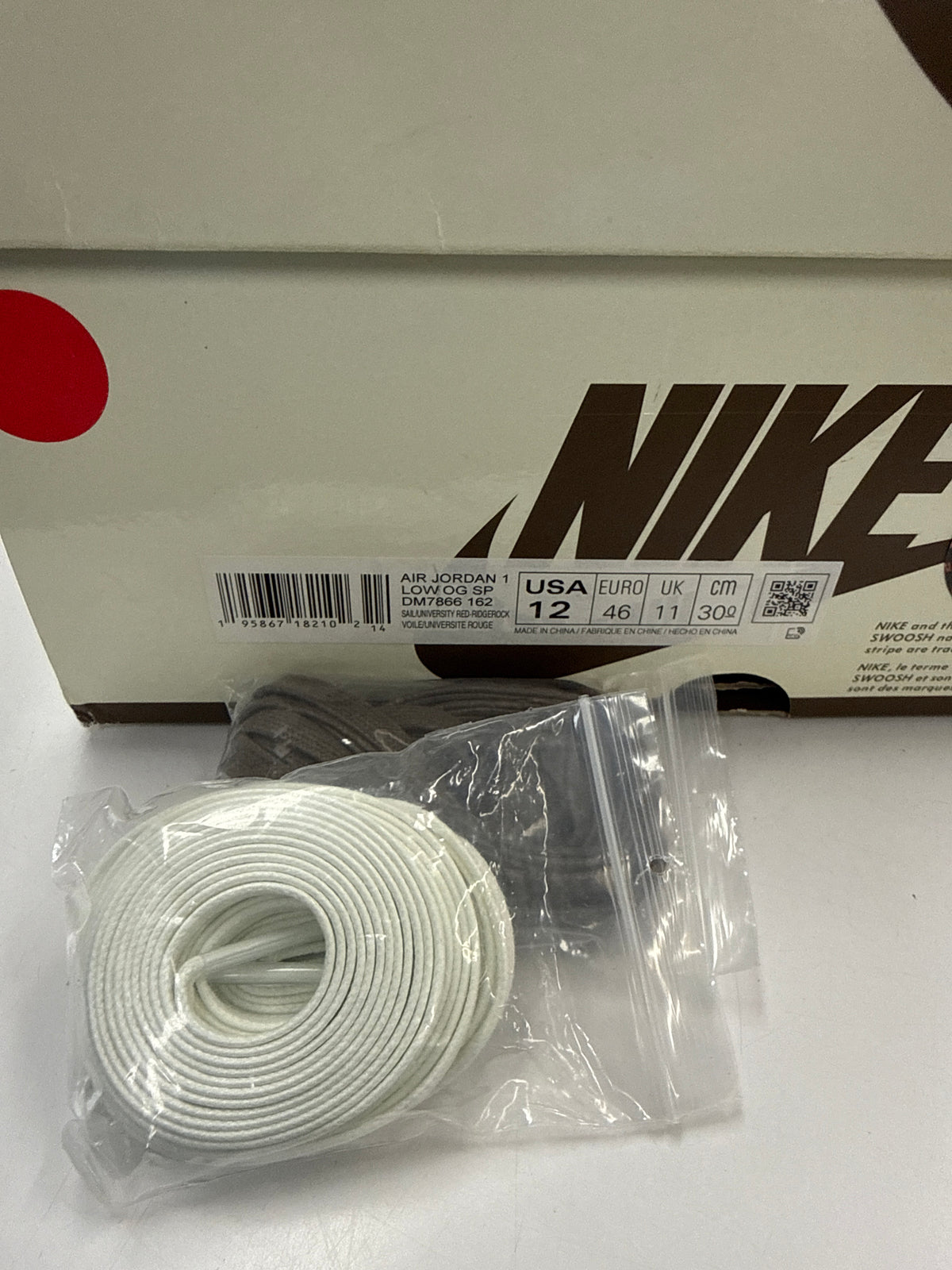 AIR JORDAN 1 LOW TRAVIS SCOTT REVERSE MOCHA - SIZE 12 (WORN ) - SUPER CLEAN