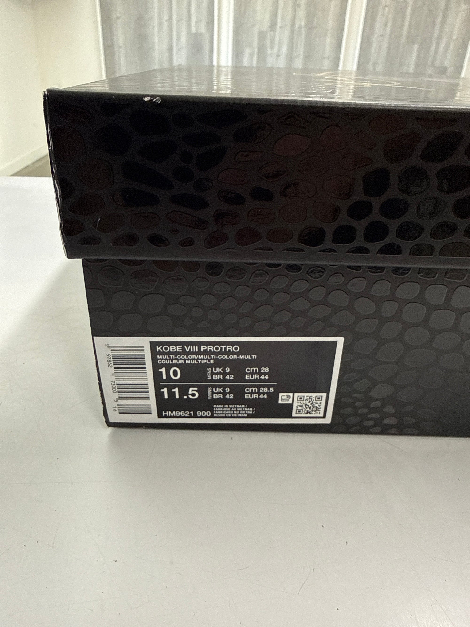 KOBE 8 PROTRO WHAT THE 2025 - SIZE 10 (WORN) SUPER CLEAN