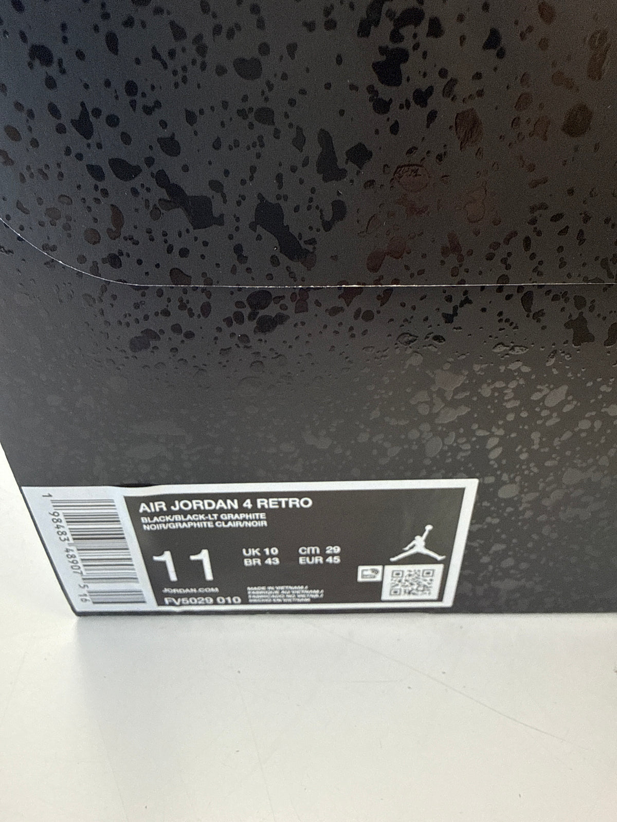 AIR JORDAN 4 BLACK CAT 2025 - SIZE 11 (WORN) - SUPER CLEAN