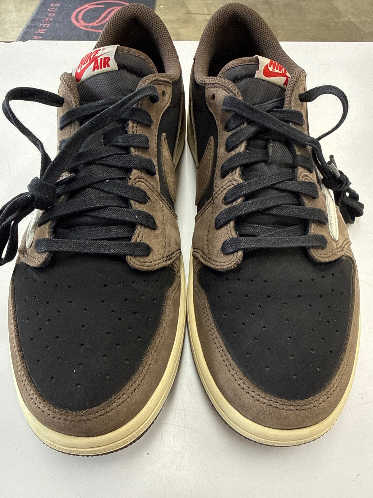 AIR JORDAN 1 LOW TRAVIS SCOTT MOCHA - SIZE 12 (WORN)