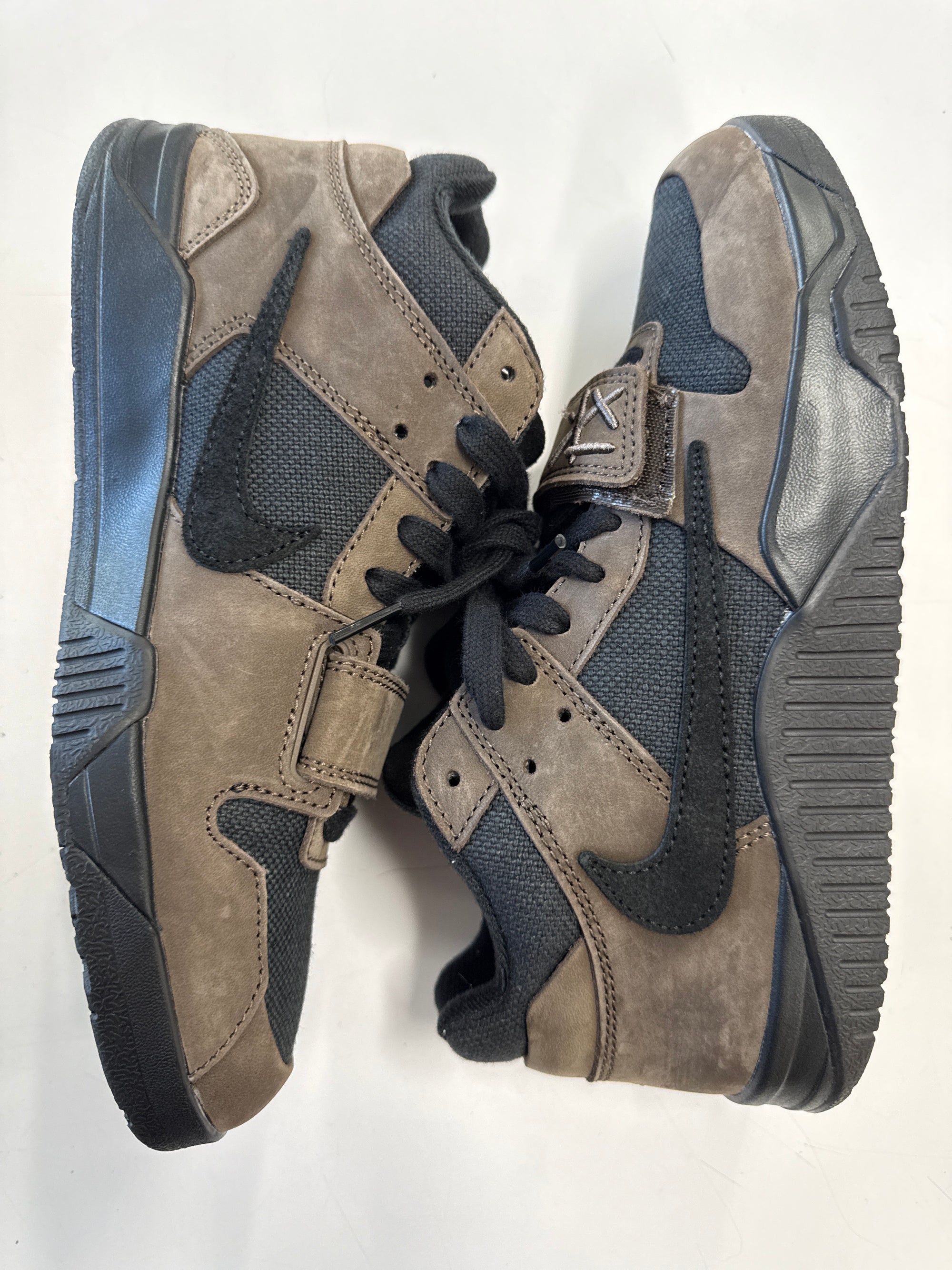 JUMPMAN JACK TRAVIS SCOTT DARK MOCHA - SIZE 8 (WORN)