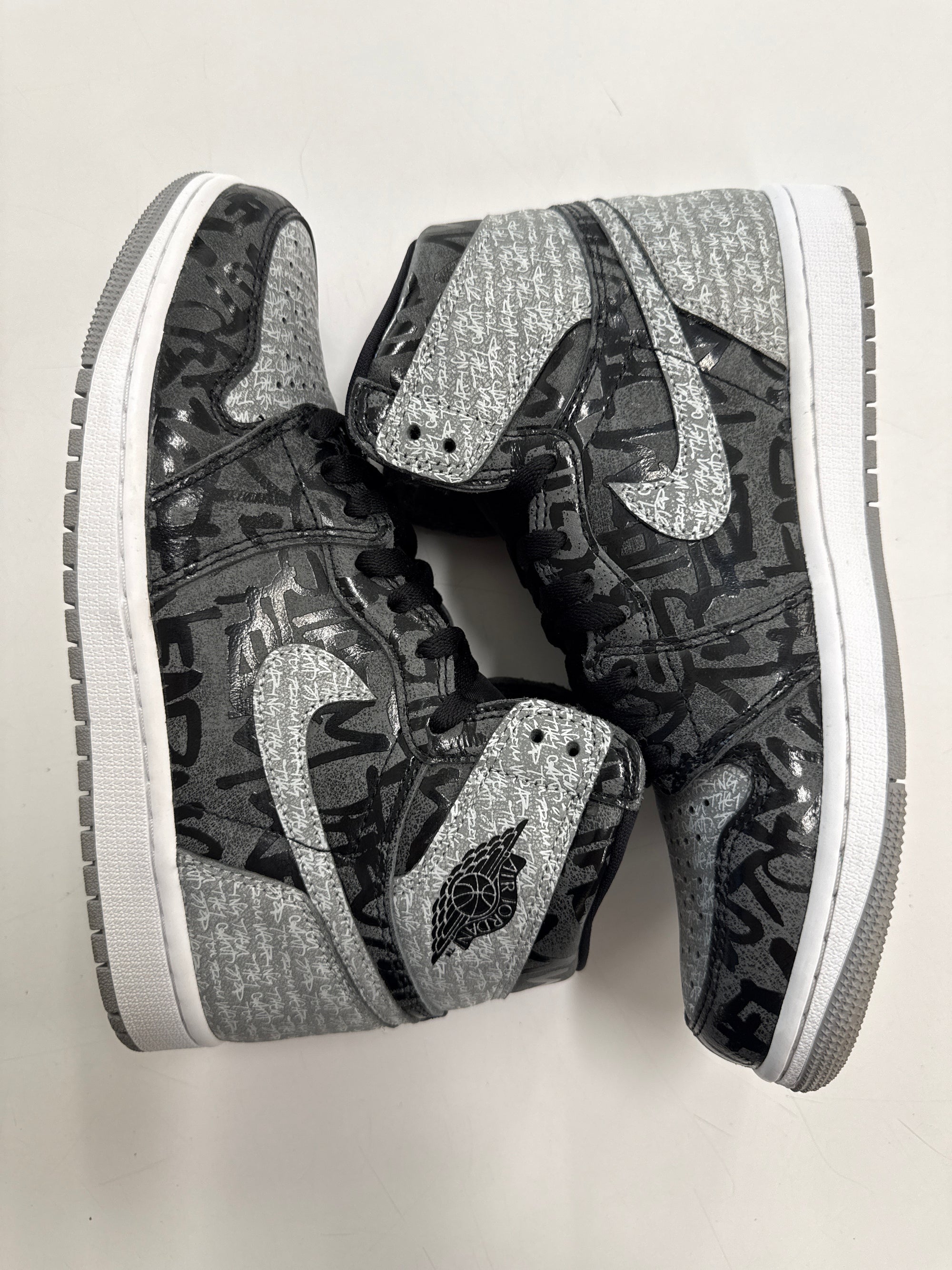 AIR JORDAN 1 HIGH REBELLIONAIRE - SIZE 8 (WORN)