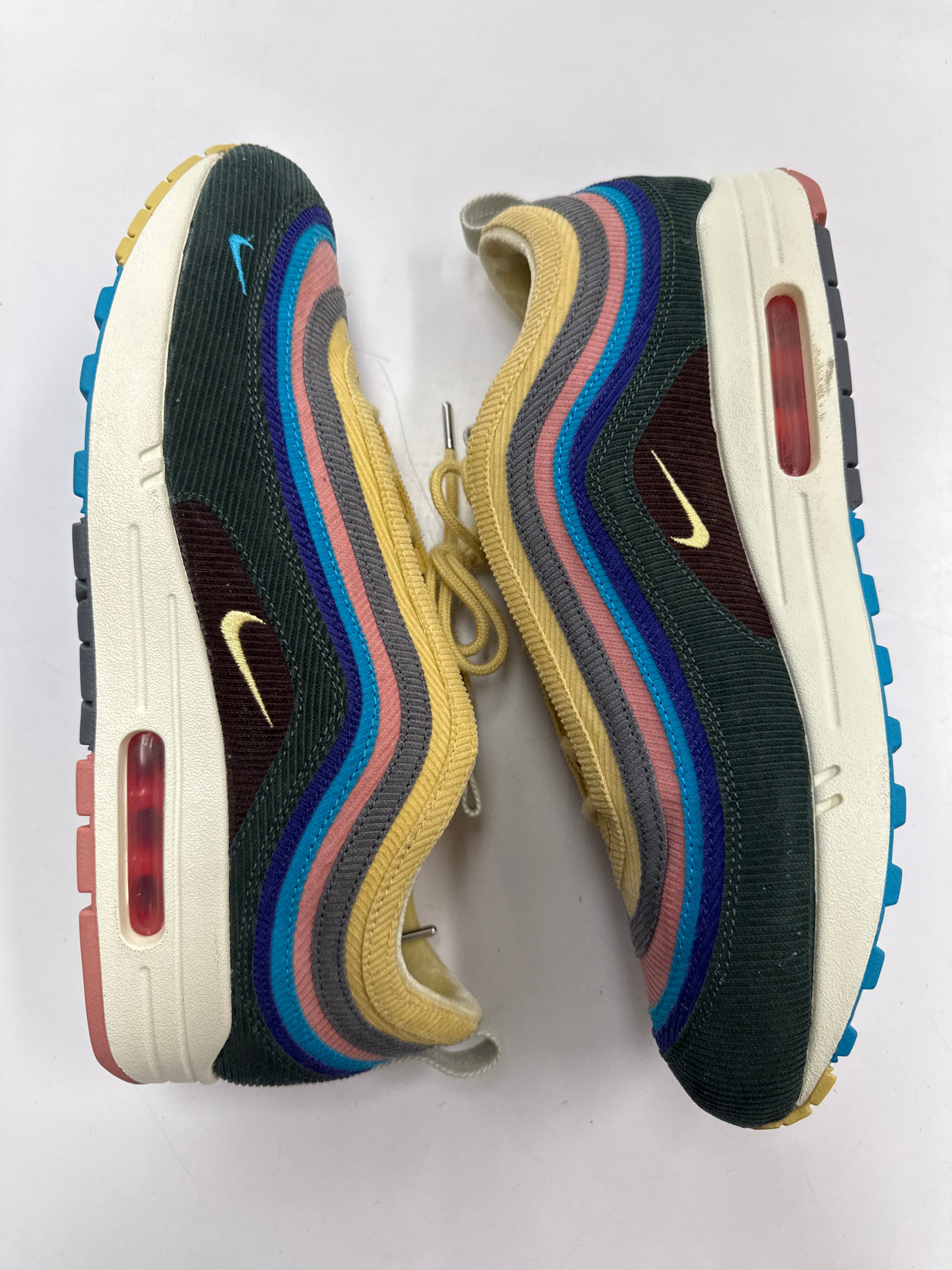 AIR MAX 1/97 SEAN WOTHERSPOON - SIZE 11.5 (WORN) - SUPER CLEAN
