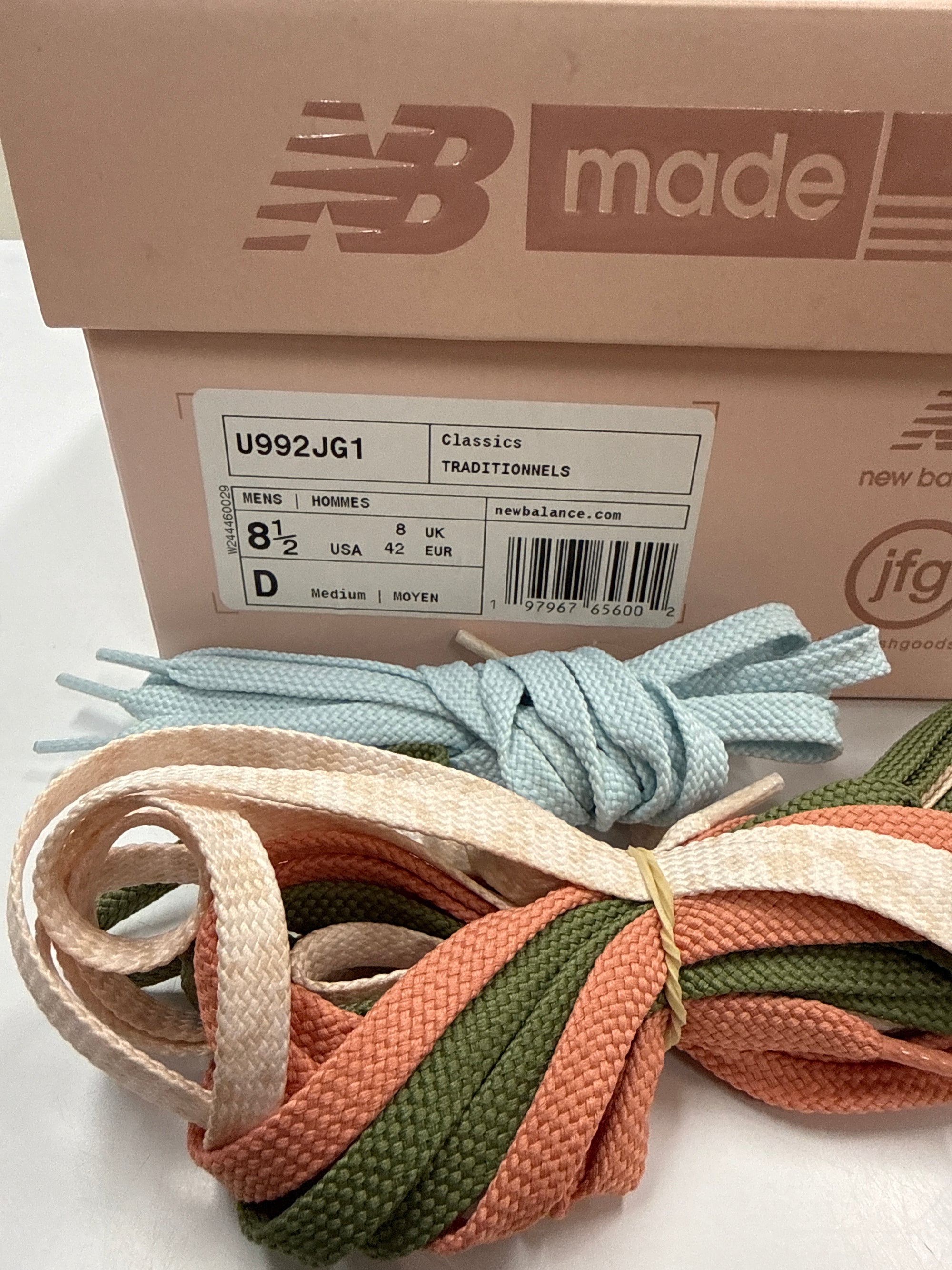 NEW BALANCE 992 JOE FRESHGOODS AGED WELL - SIZE 8.5 (WORN)