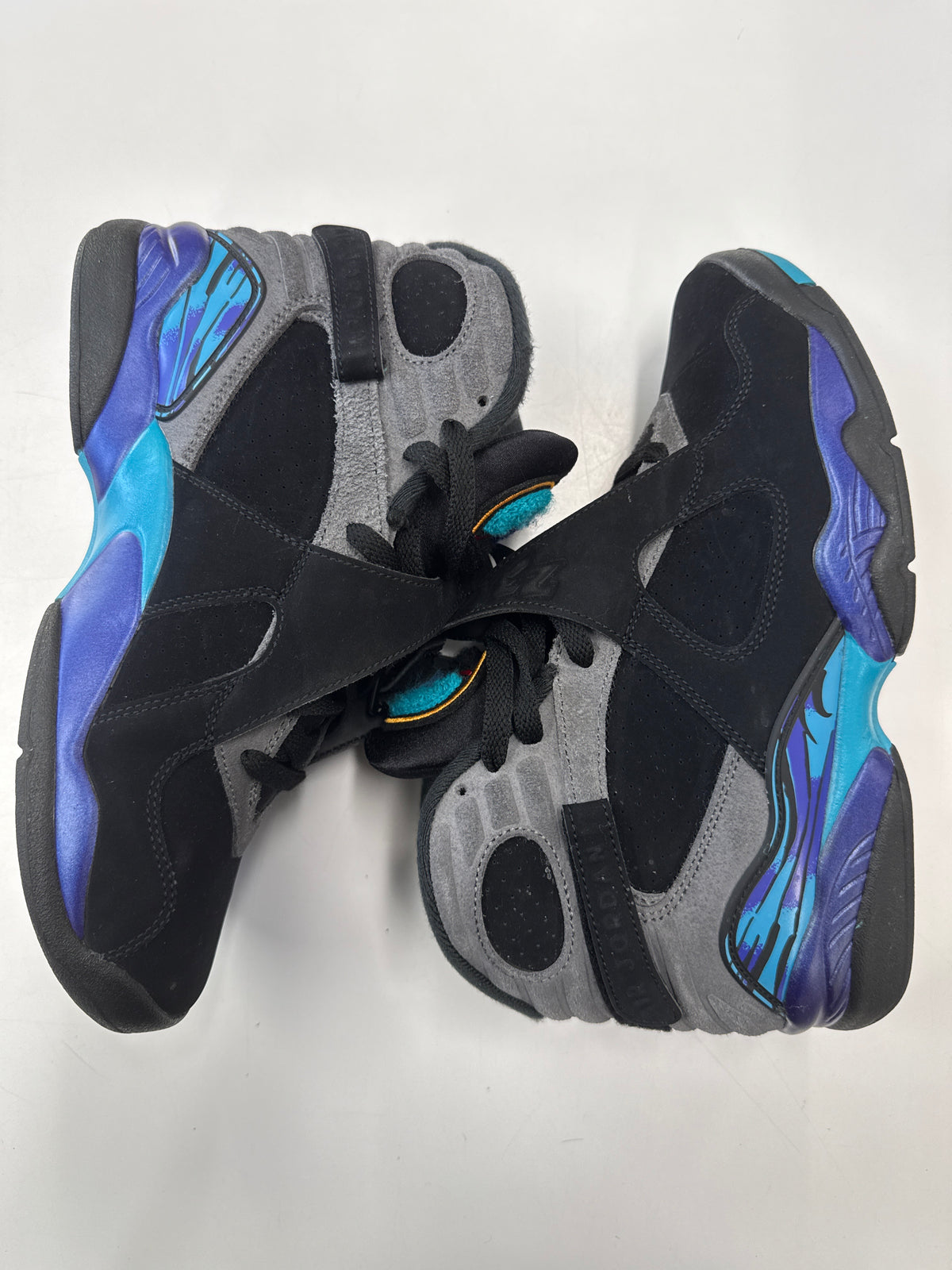 AIR JORDAN 8 AQUA 2025 - SIZE 8 (WORN)