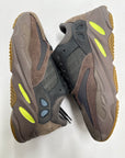 YEEZY BOOST 700 MAUVE - SIZE 9.5 (WORN)