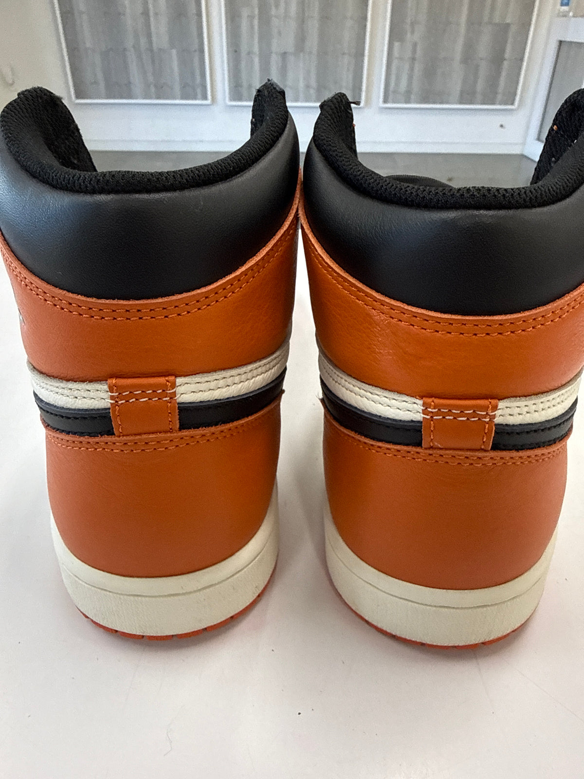 AIR JORDAN 1 HIGH SHATTERED BACKBOARD 2025 - SIZE 11.5 (WORN)