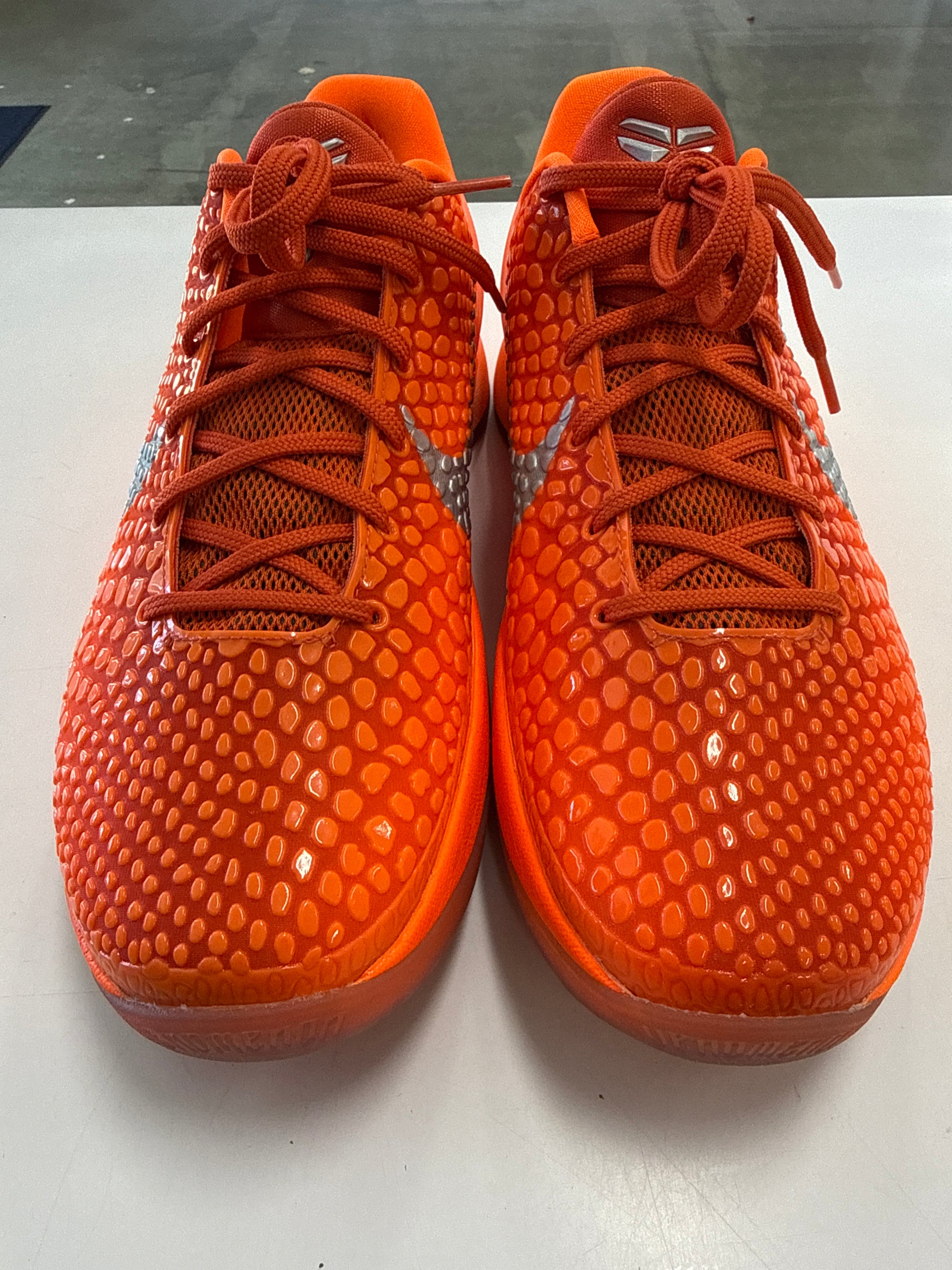 KOBE 6 PROTRO TOTAL ORANGE - SIZE 9.5 (WORN)