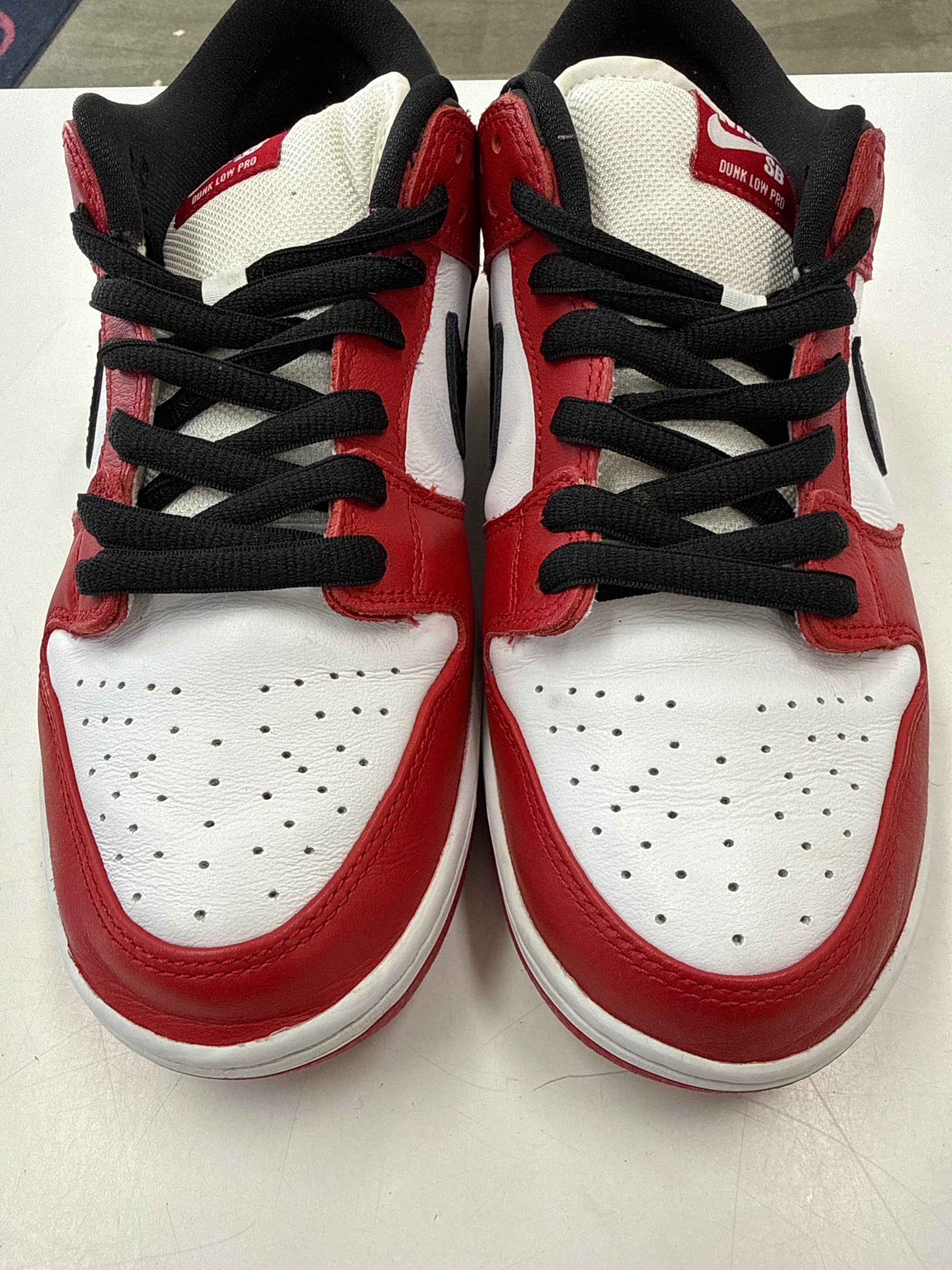 SB DUNK LOW J PACK CHICAGO - SIZE 9.5 (WORN)