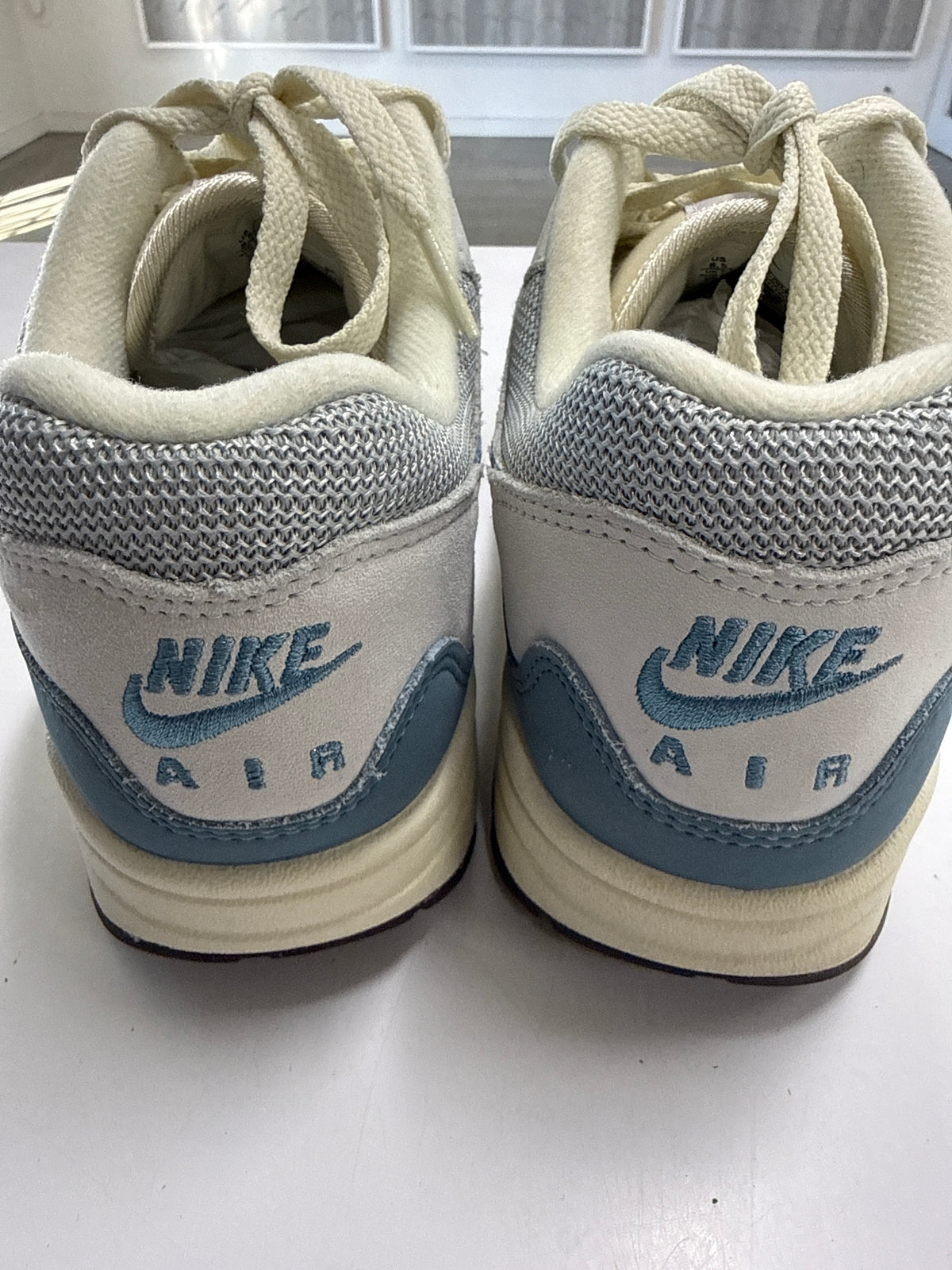 AIR MAX 1 PATTA WAVES NOISE AQUA - SIZE 8.5 (WORN)