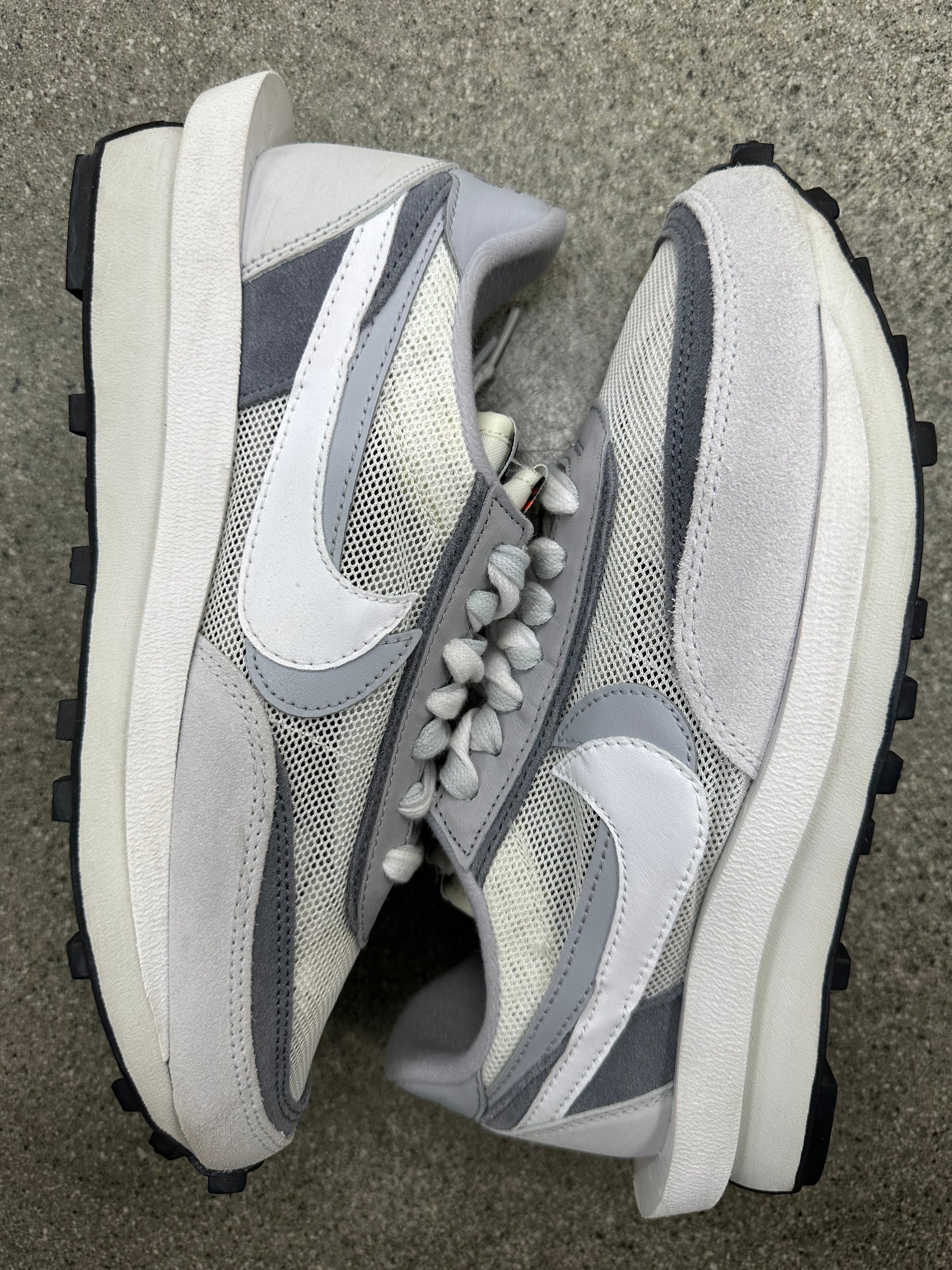 LDWAFFLE SACAI SUMMIT WHITE - SIZE 8.5 (WORN)
