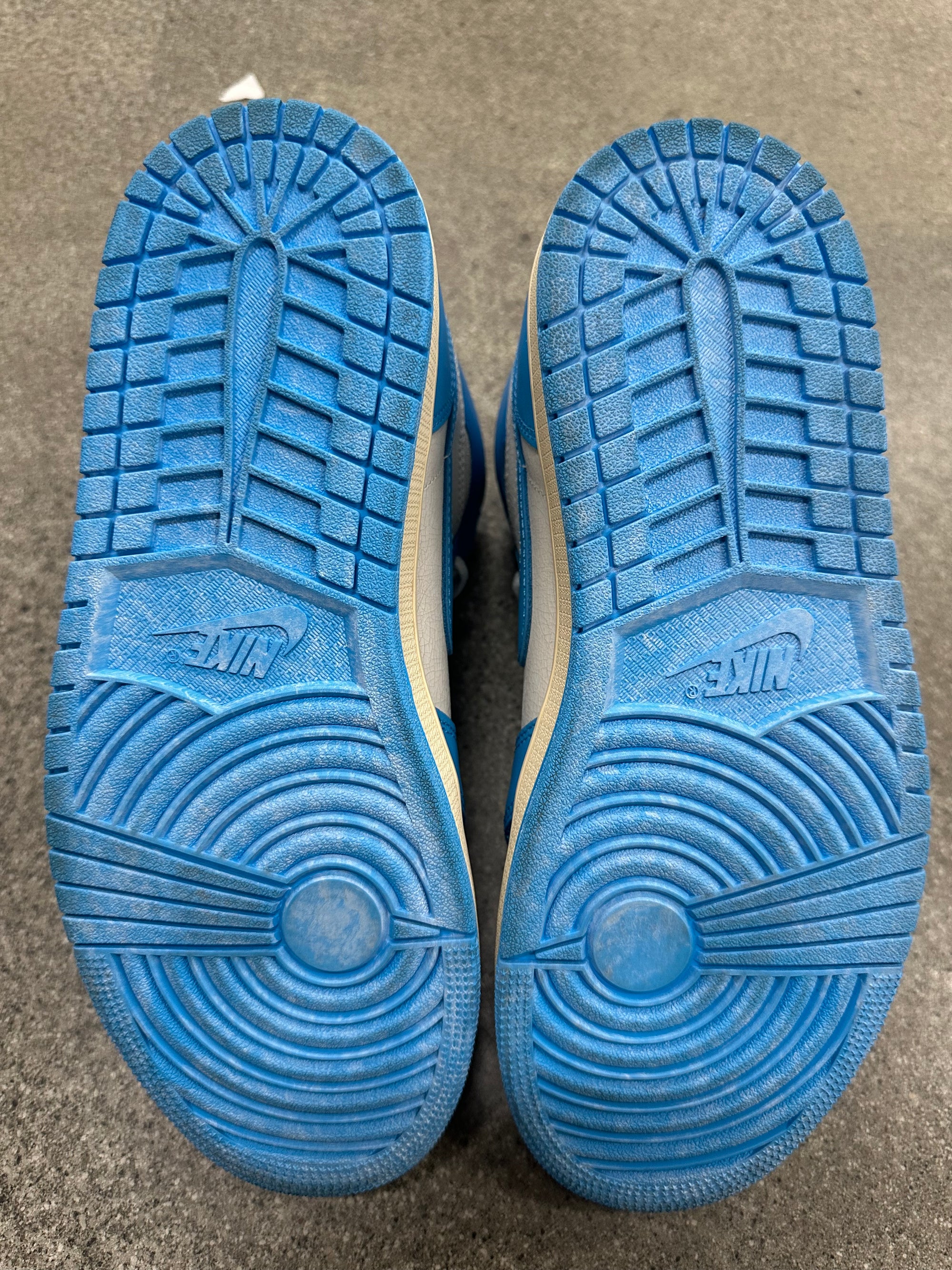 AIR JORDAN 1 UNC REIMAGINED - SIZE 8.5 (WORN)