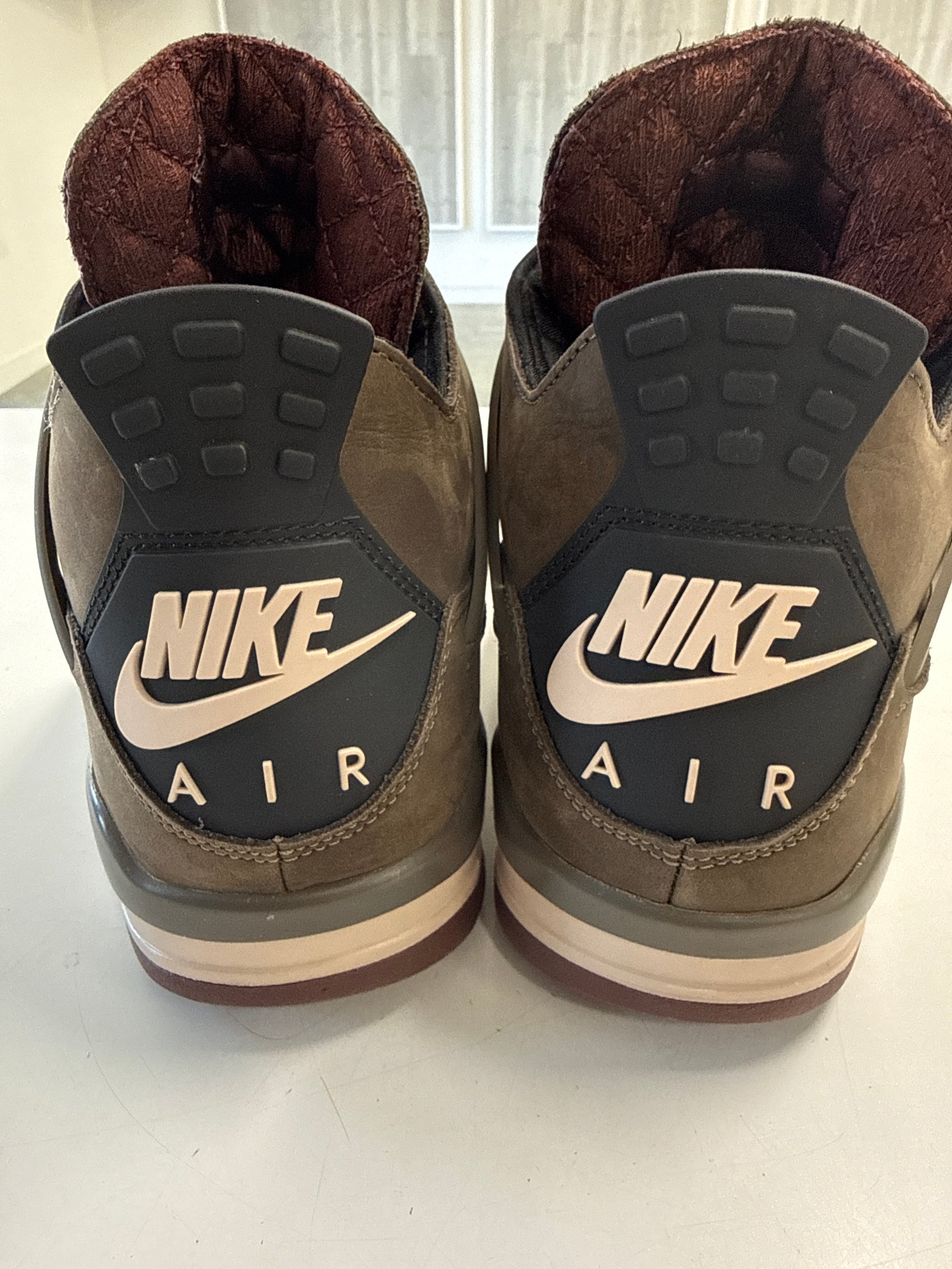 AIR JORDAN 4 A MA MANIERE DARK MOCHA - SIZE 9 (WORN) - SUPER CLEAN