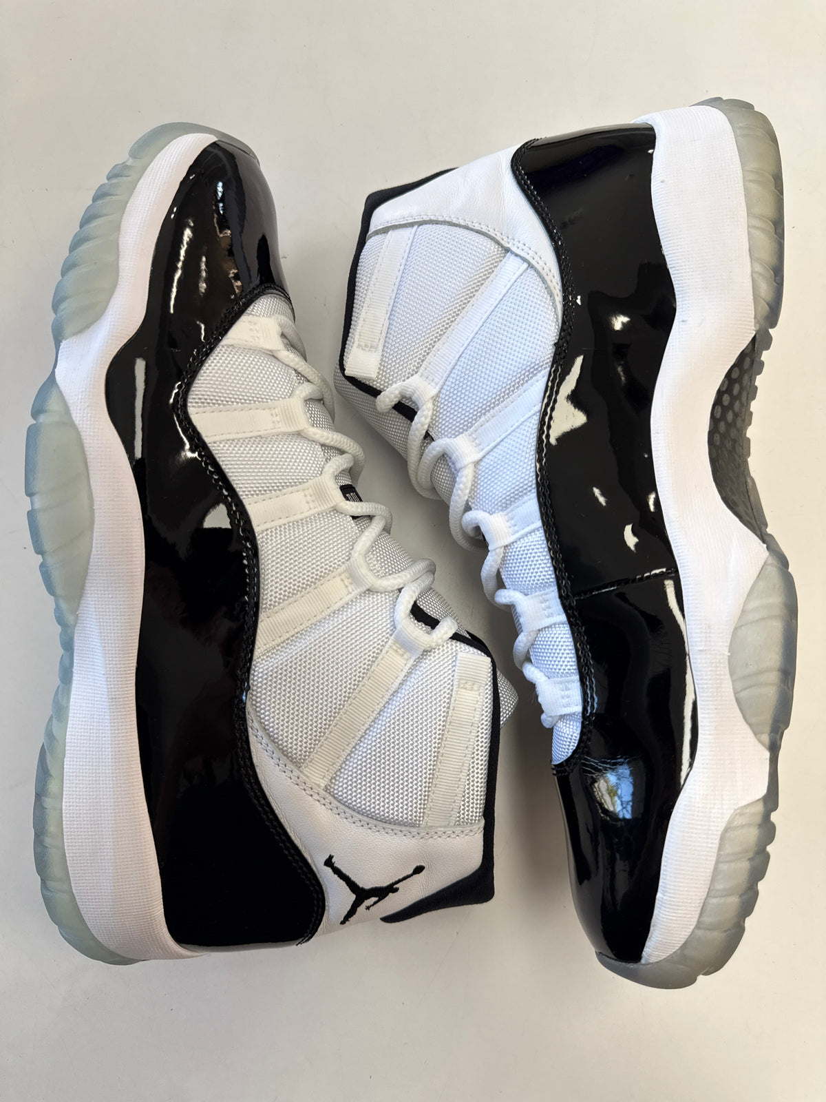 AIR JORDAN 11 CONCORD 2018 -  SIZE 13 (WORN)