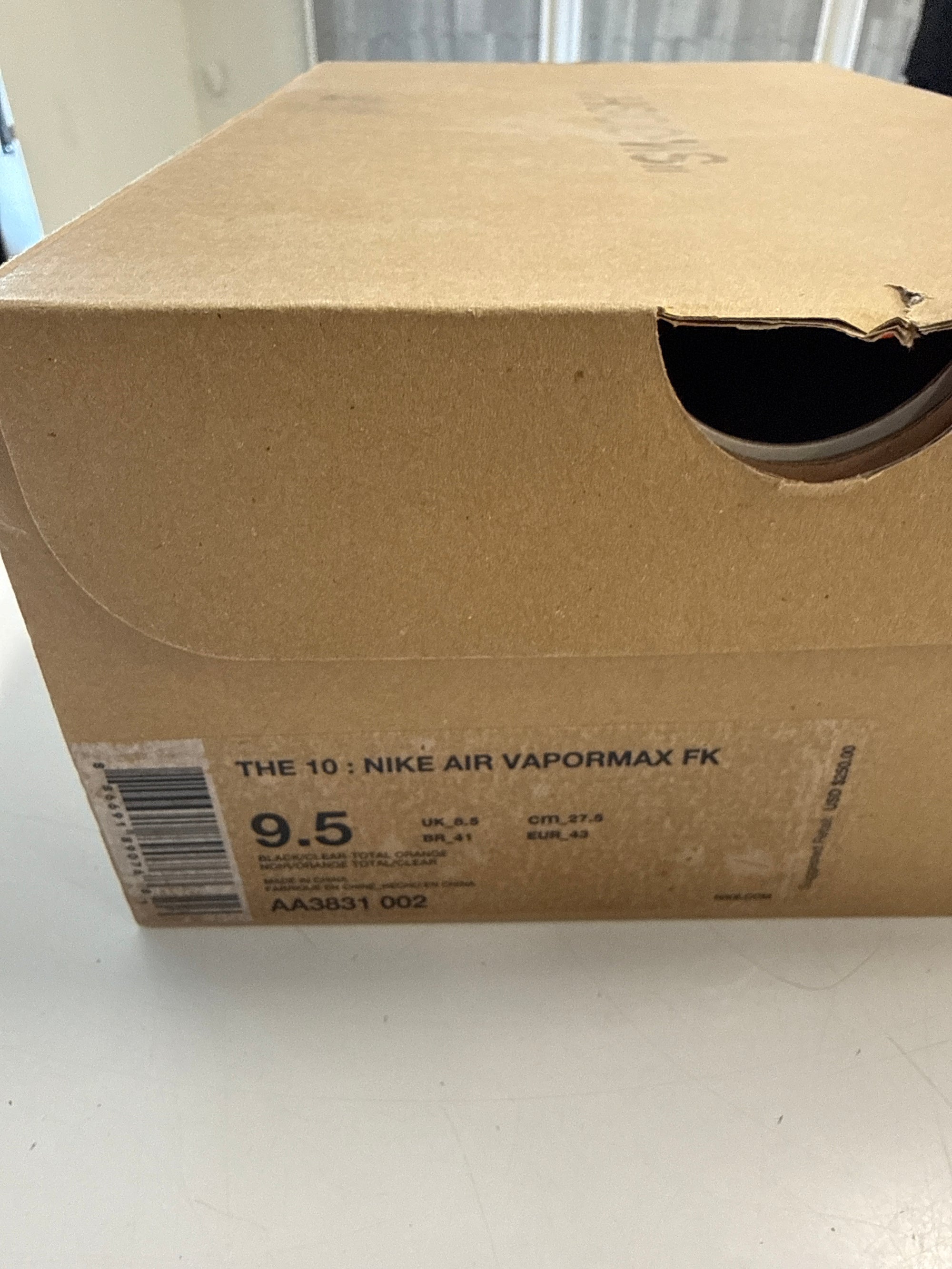 OFF WHITE AIR VAPORMAX BLACK 2018 - SIZE 9.5 (WORN)