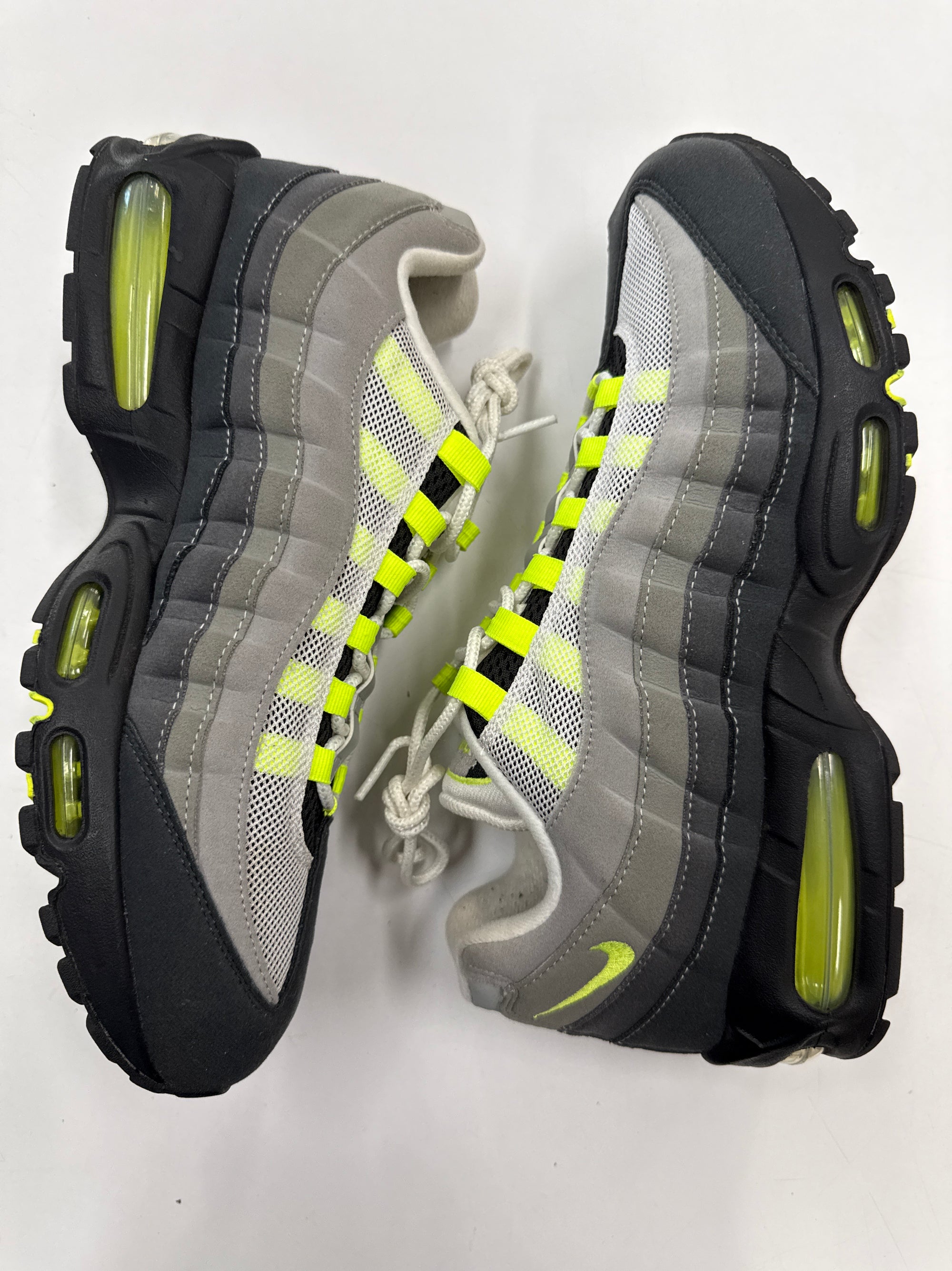 AIR MAX 95 OG BIG BUBBLE NEON 2025/2026 - SIZE 11.5 (WORN)