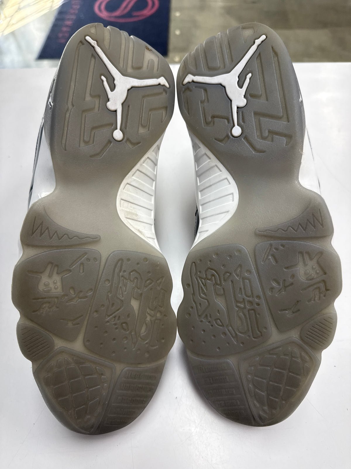 AIR JORDAN 9 COOL GREY 2025 - SIZE 11.5 (WORN)