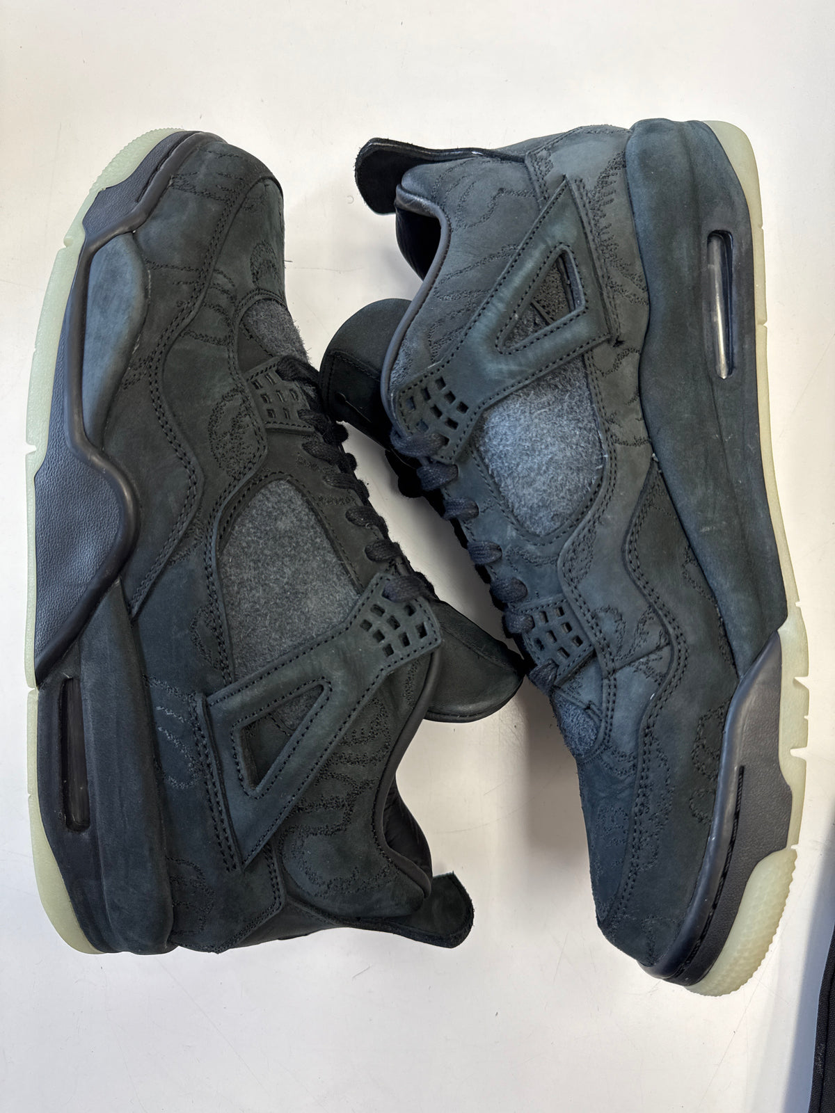 AIR JORDAN 4 KAWS BLACK - SIZE 12 (WORN)