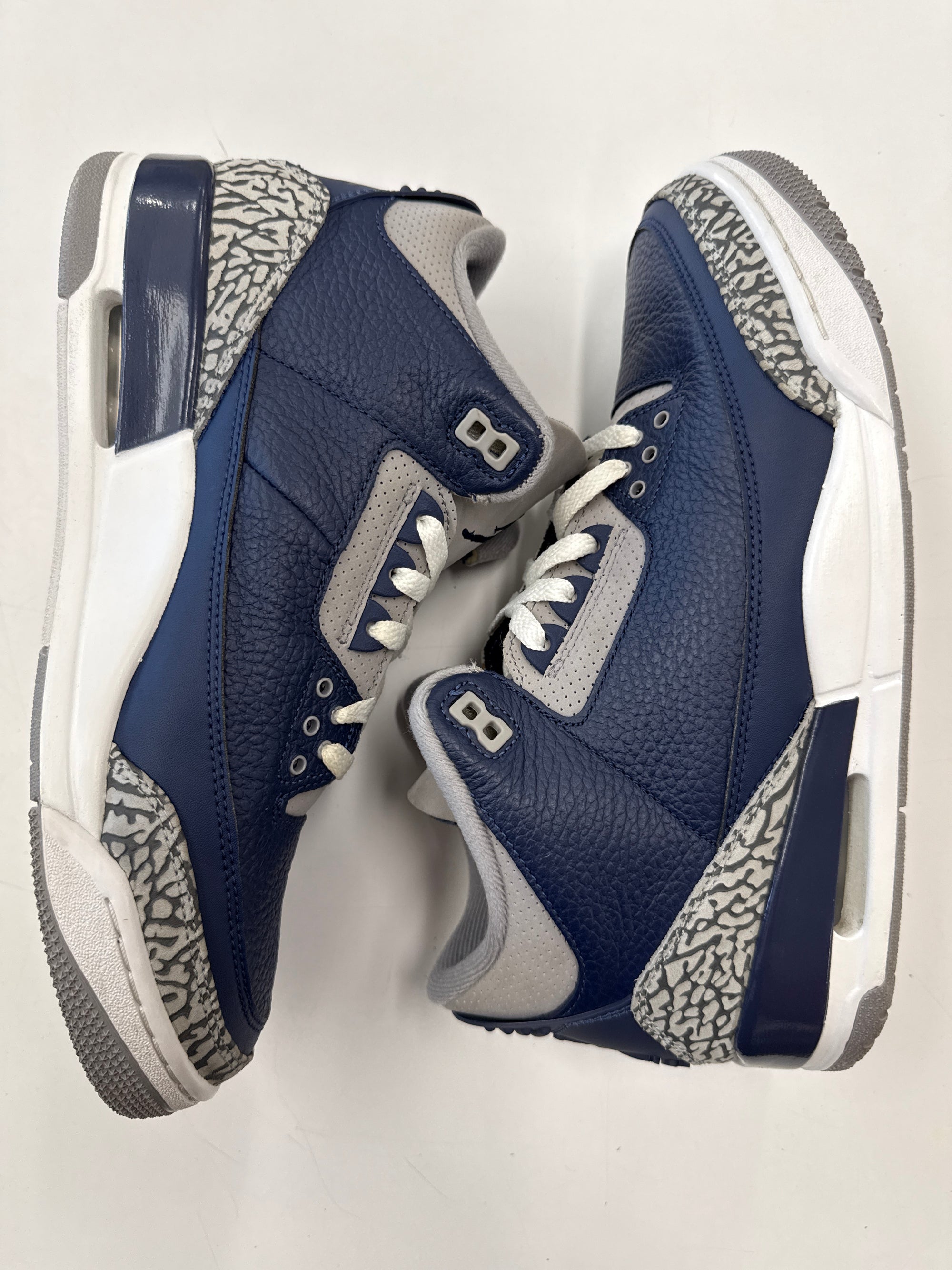 AIR JORDAN 3 GEORGETOWN - SIZE 10 (WORN)