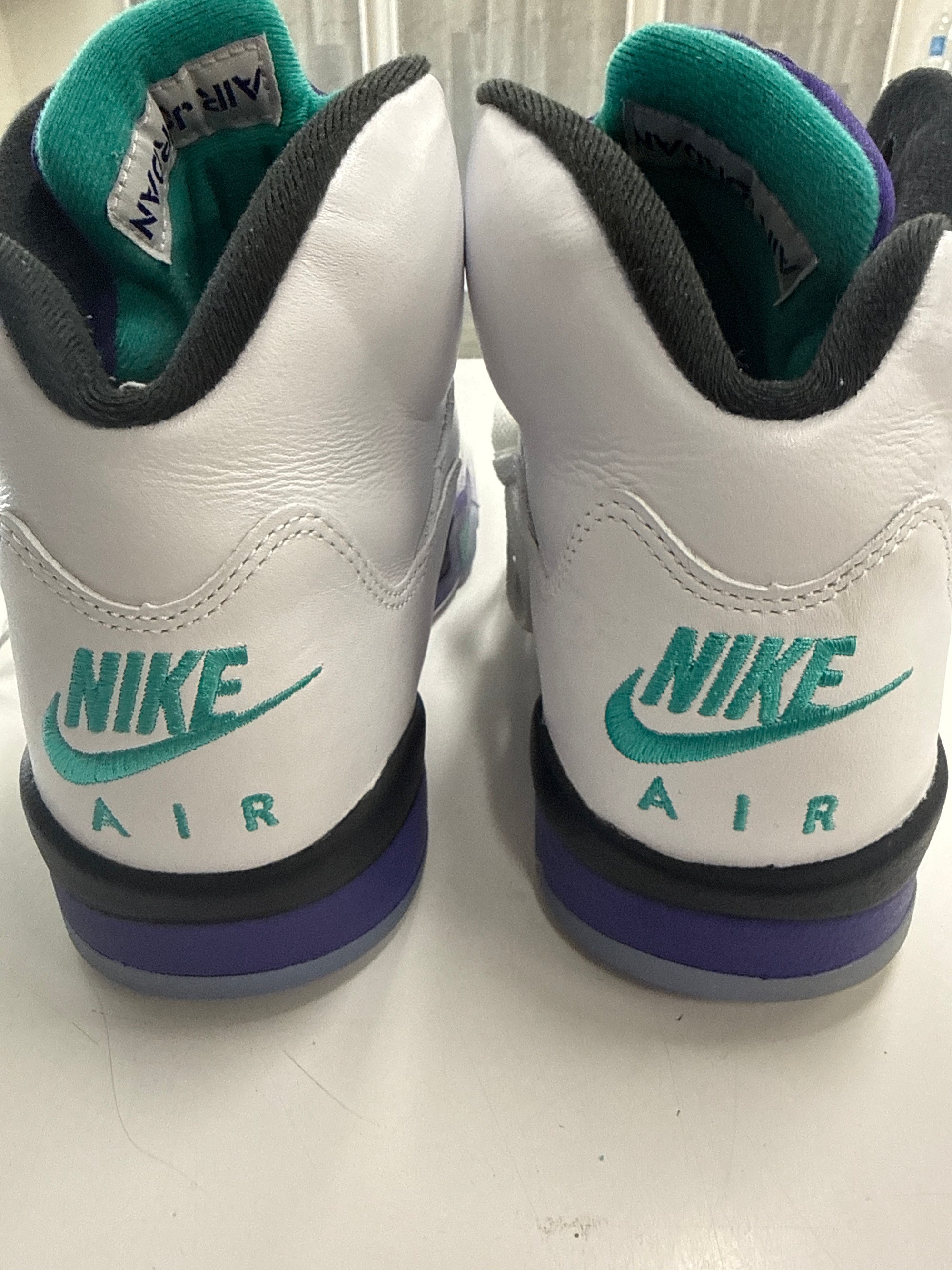 AIR JORDAN 5 GRAPE 2025 - SIZE 10 (WORN)