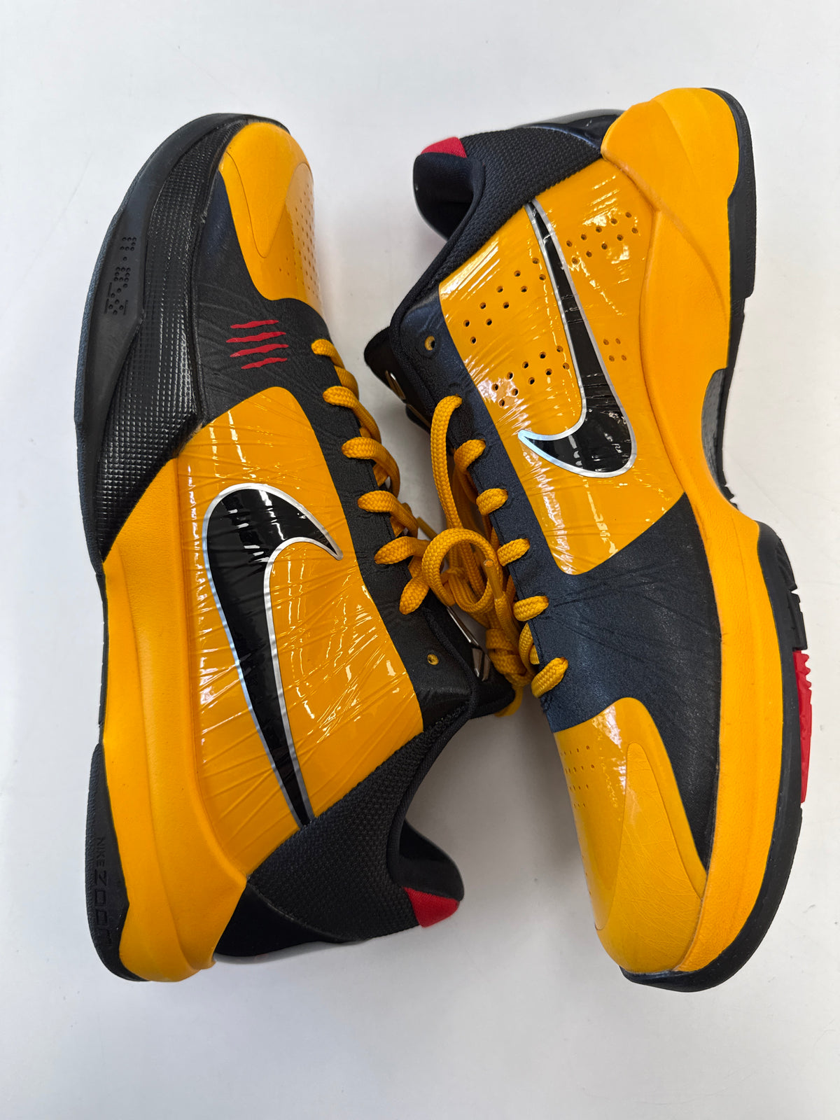 KOBE 5 PROTRO BRUCE LEE - SIZE 10.5 (WORN) - NO BOX - SUPER CLEAN