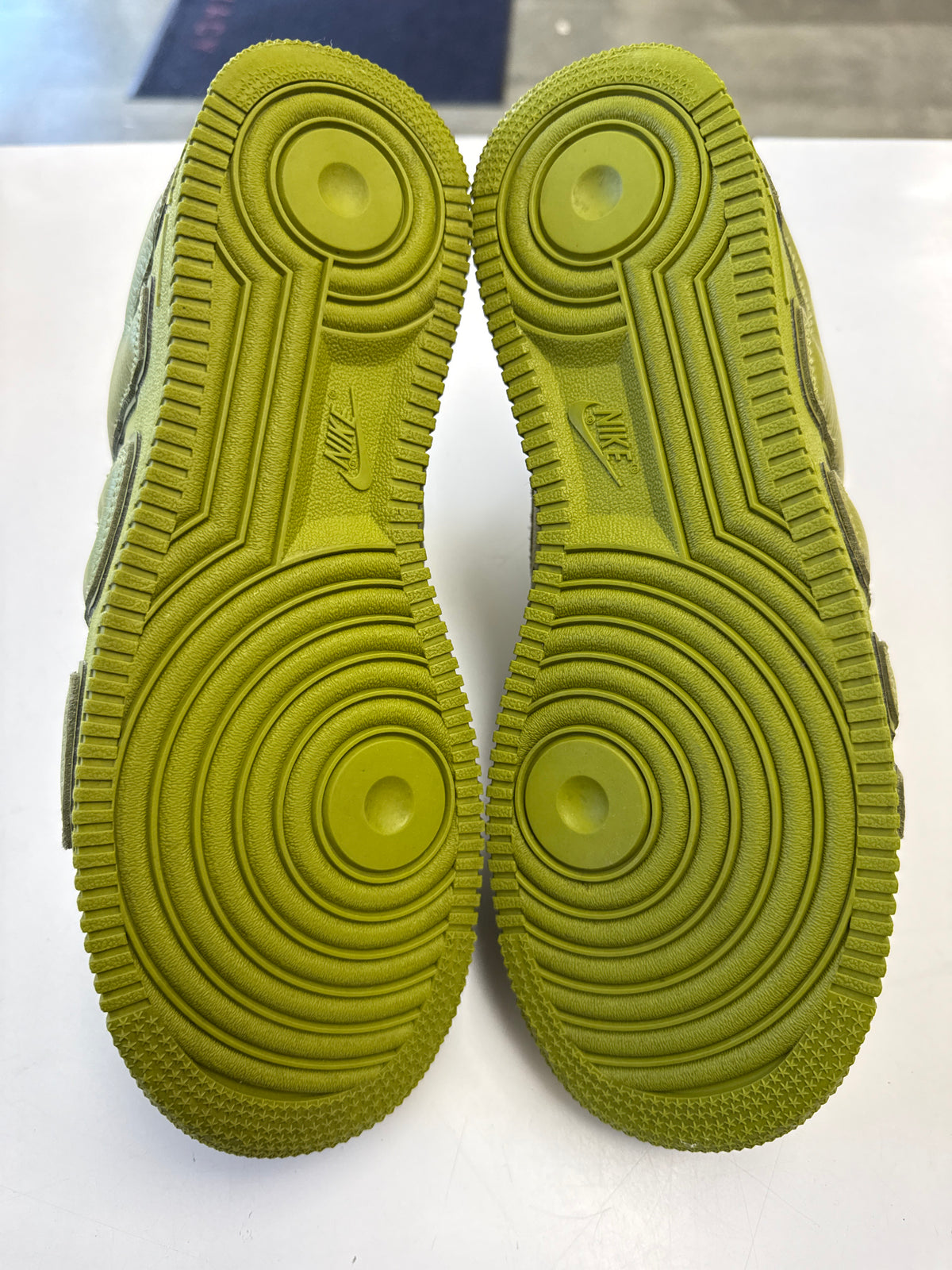 AIR FORCE 1 LOW CACTUS PLANT FLEA MARKET MOSS - SIZE 9 (WORN) - SUPER CLEAN