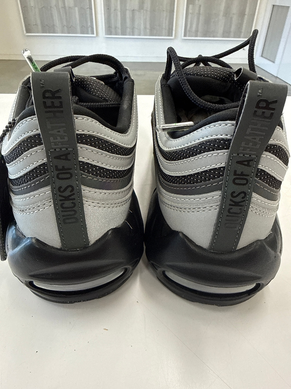 AIR MAX 95/97 DUCKS OF A FEATHER LIGHTNING - SIZE 10.5 (WORN) - SUPER CLEAN