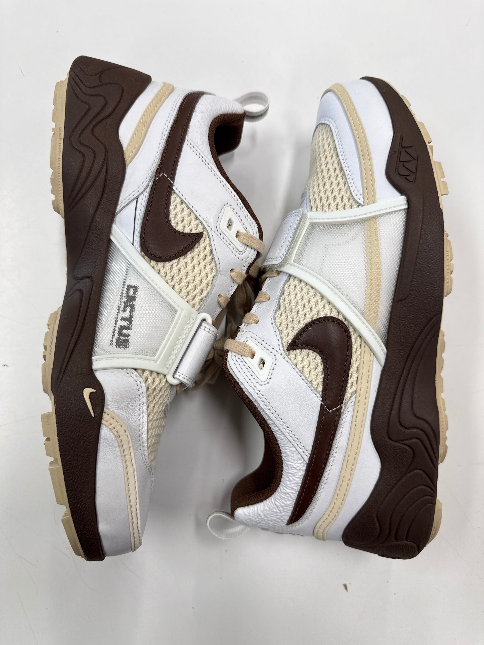ZOOM FIELD JAXX TRAVIS SCOTT LIGHT CHOCOLATE - SIZE 12 (WORN)