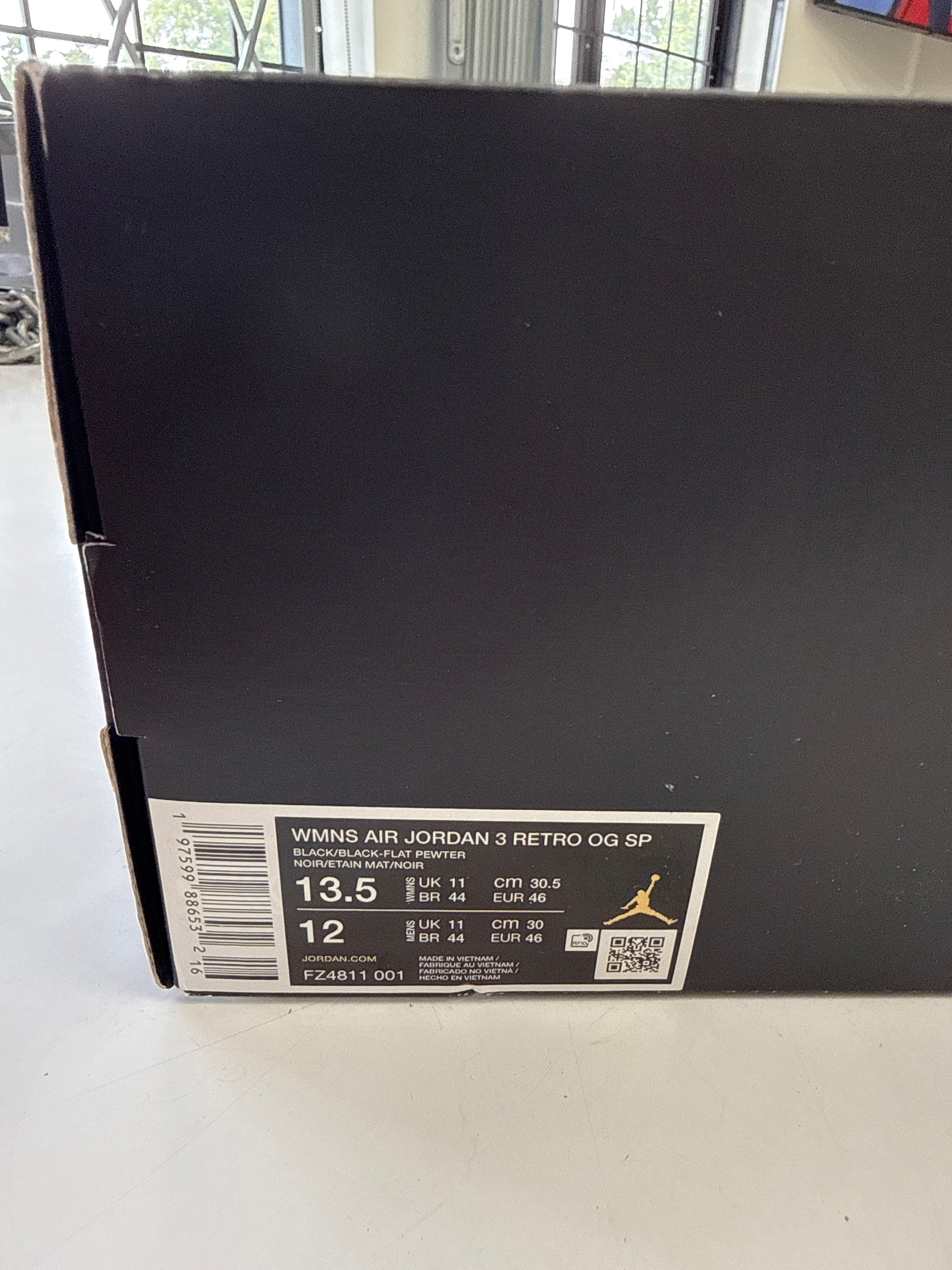 WMNS AIR JORDAN 3 A MA WHILE YOU WERE SLEEPING - SIZE W13.5 M12 (WORN)