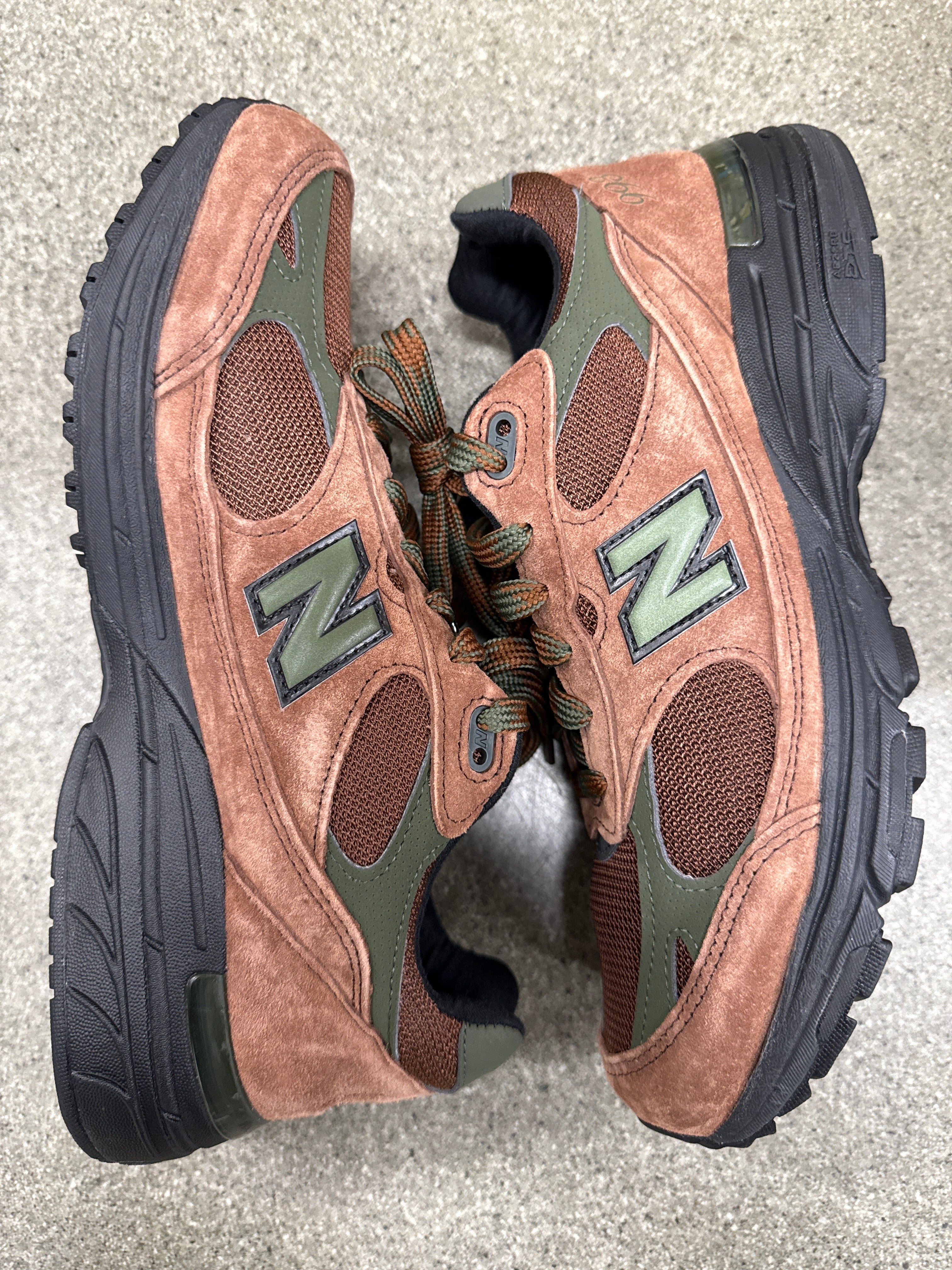 NEW BALANCE 993 AIME LEON DORE BROWN - SIZE 9 (WORN) - SUPER CLEAN