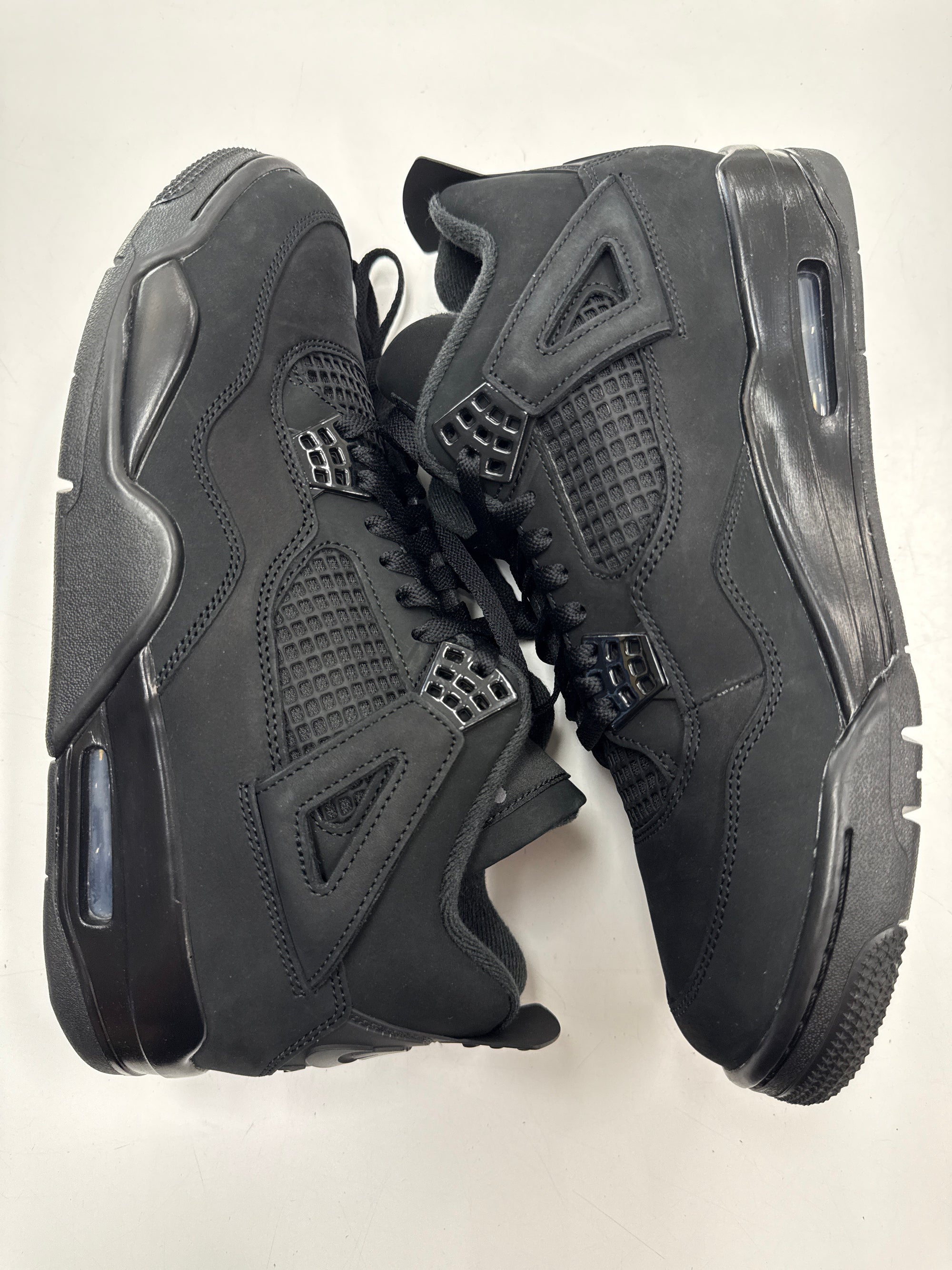 AIR JORDAN 4 BLACK CAT 2025 - SIZE 10.5 (WORN ONCE)