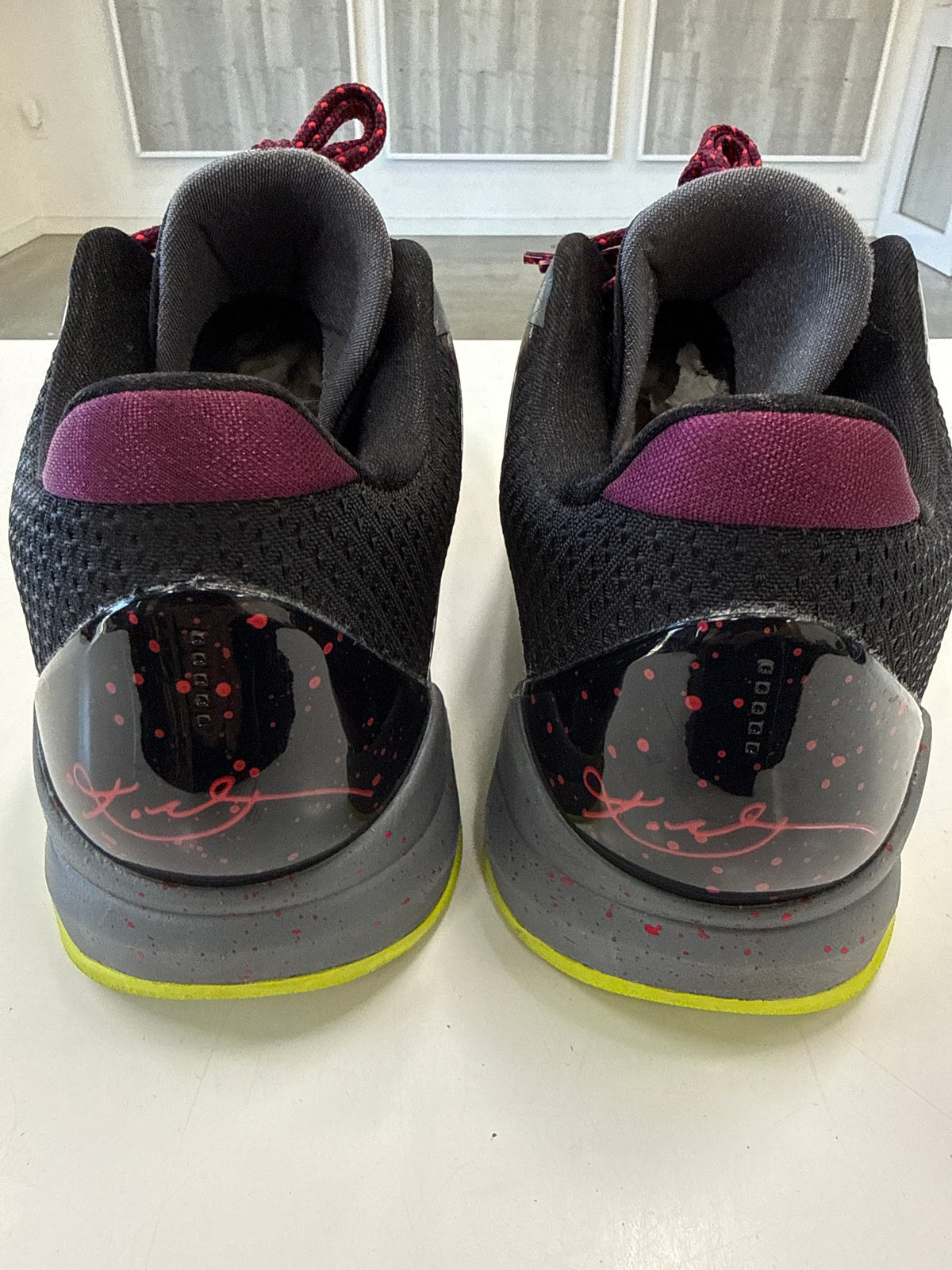 KOBE 5 PROTRO 2K GAMER EXCLUSIVE - SIZE 11.5 (WORN)