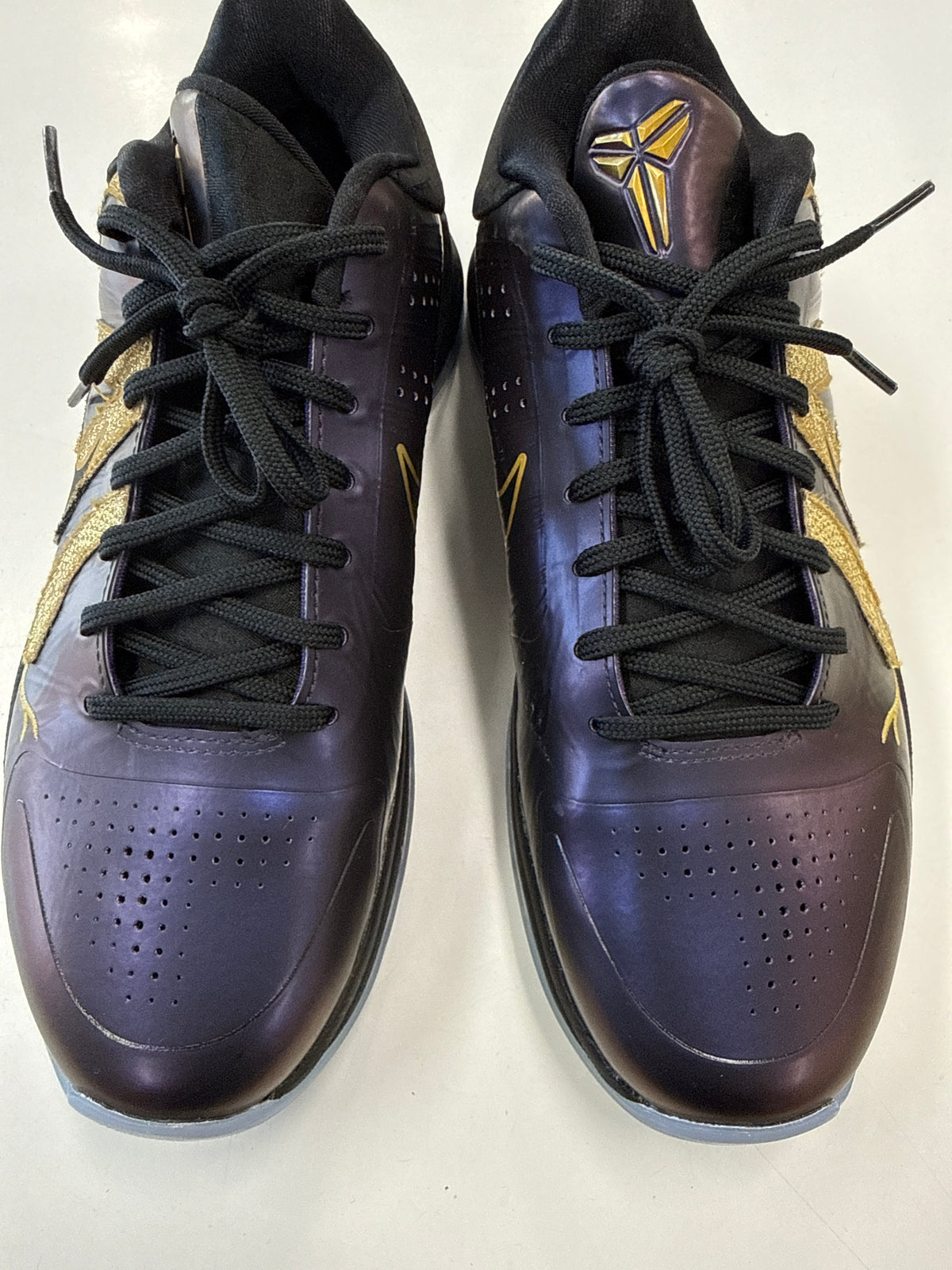 KOBE 5 PROTRO YEAR OF THE MAMBA EGGPLANT - SIZE 9 (WORN)