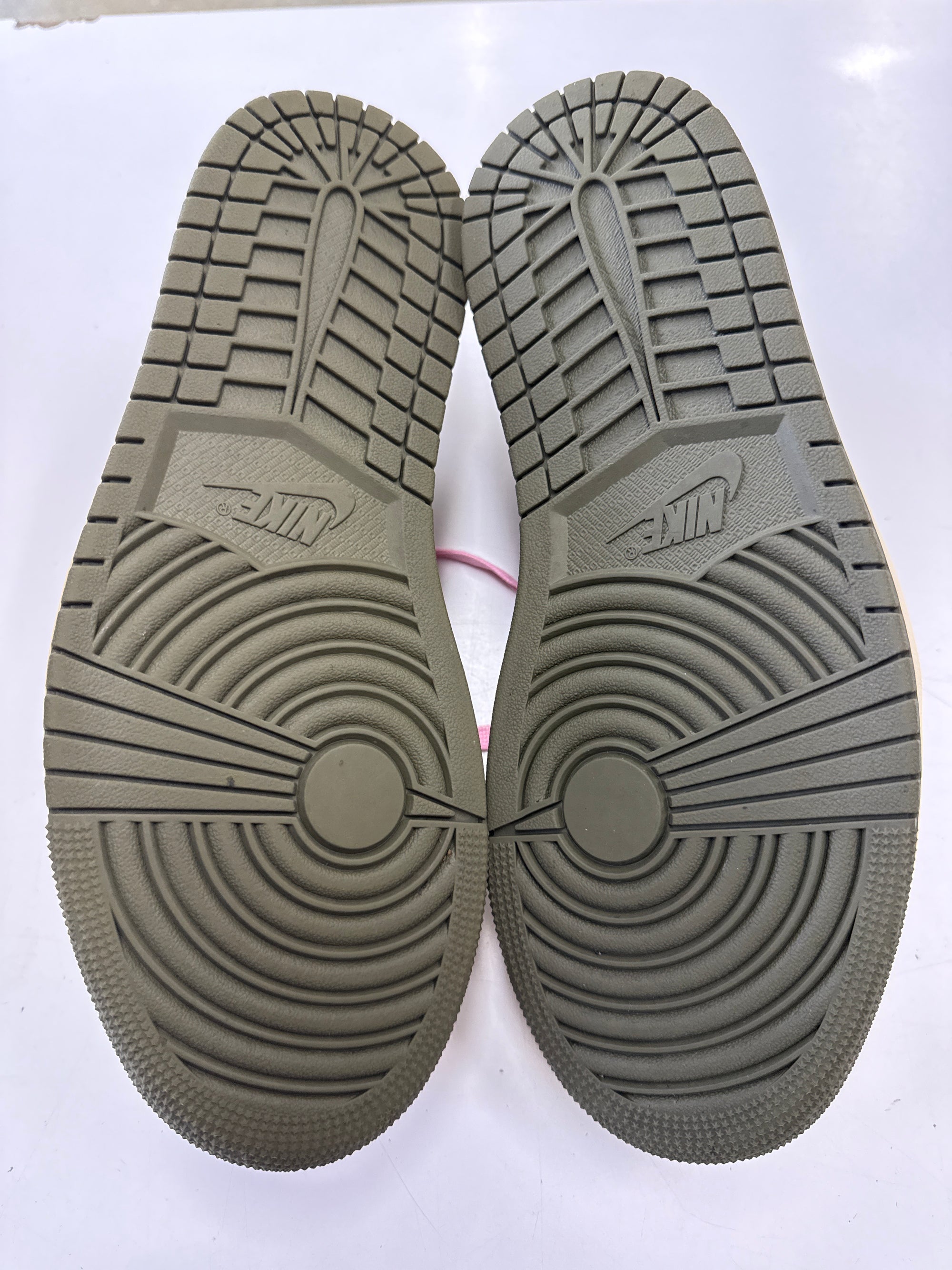 AIR JORDAN 1 LOW TRAVIS SCOTT MEDIUM OLIVE - SIZE 9.5 (WORN)