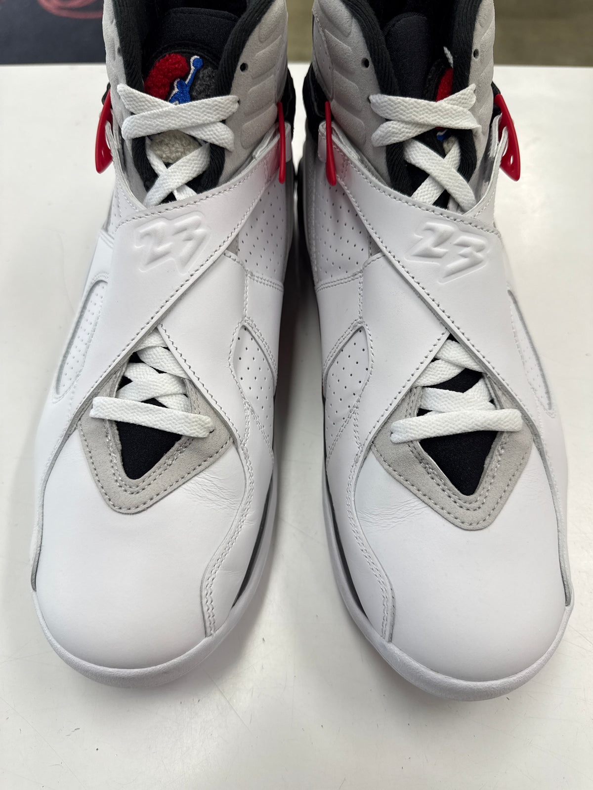 AIR JORDAN 8 WHITE TRUE RED 2025 - SIZE 11 (WORN)