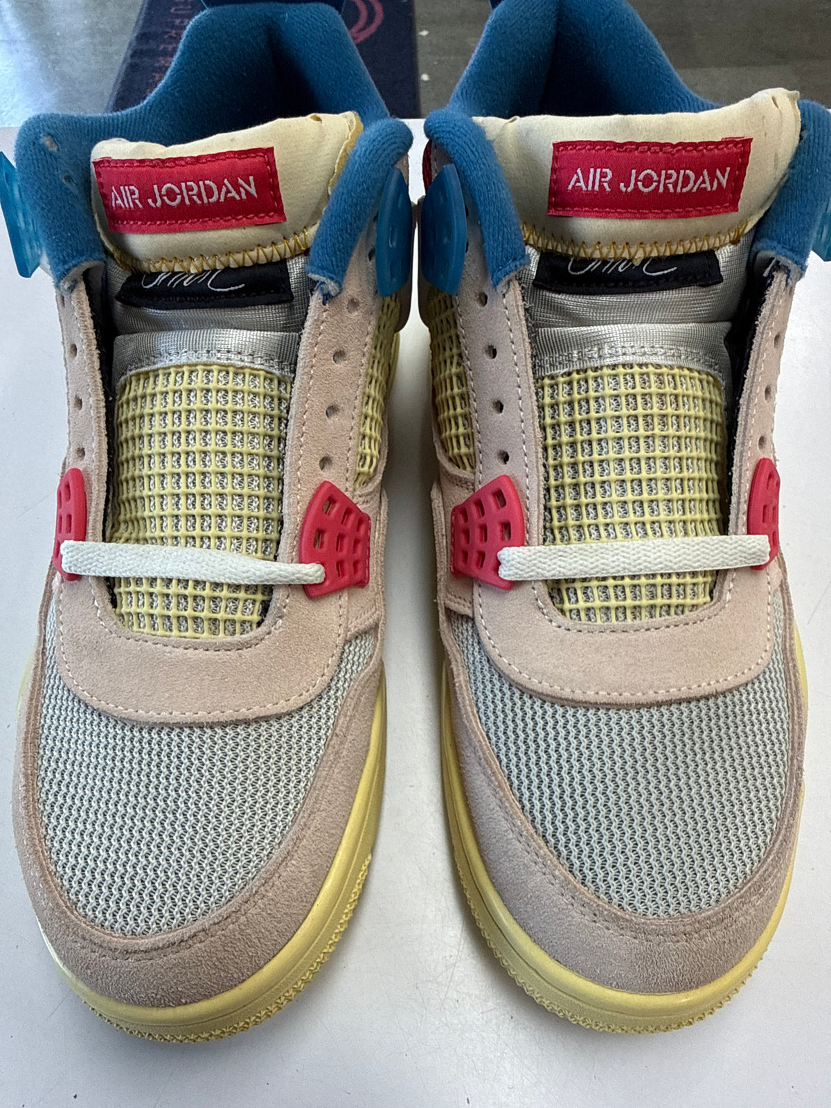 AIR JORDAN 4 UNION GUAVA - SIZE 10 (WORN) - SUPER CLEAN