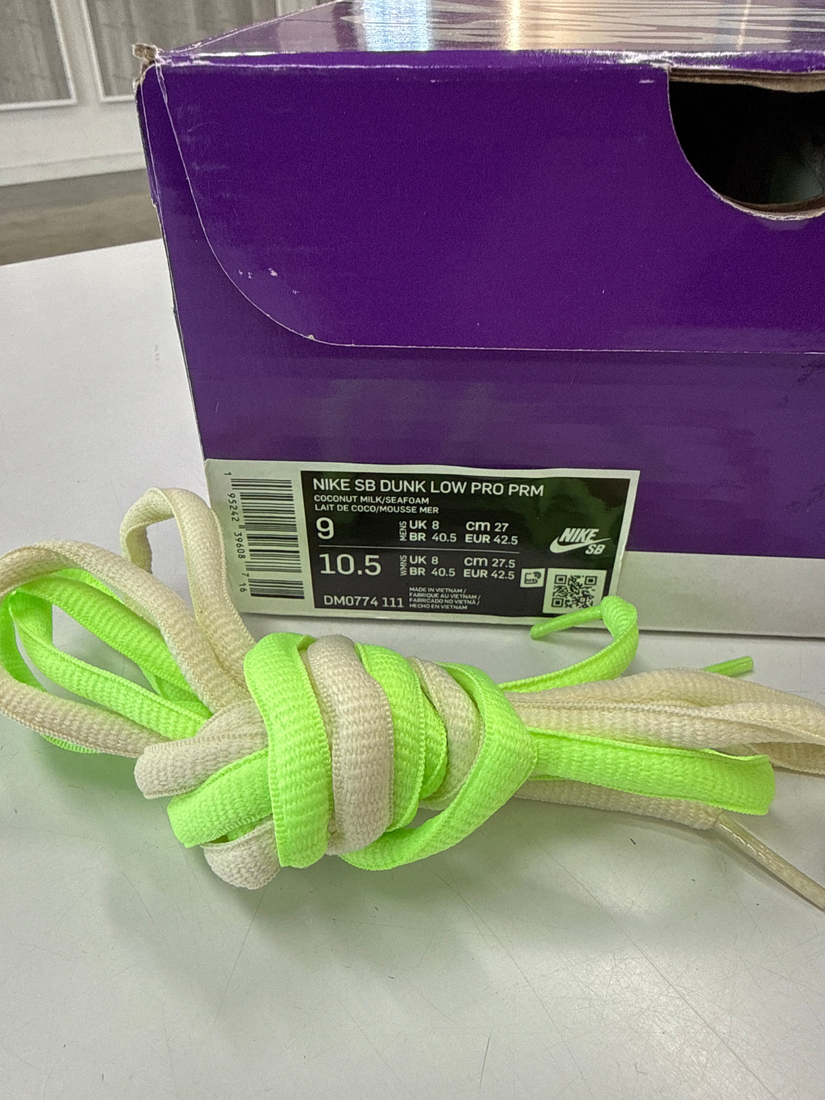 SB DUNK LOW MUMMY - SIZE 9 (WORN)