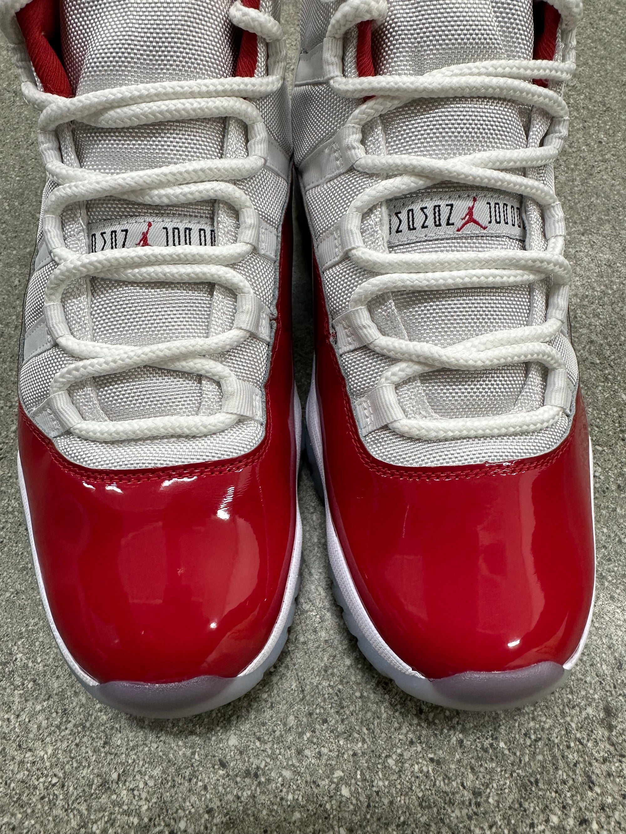 AIR JORDAN 11 CHERRY 2022 - SIZE 10 (WORN)