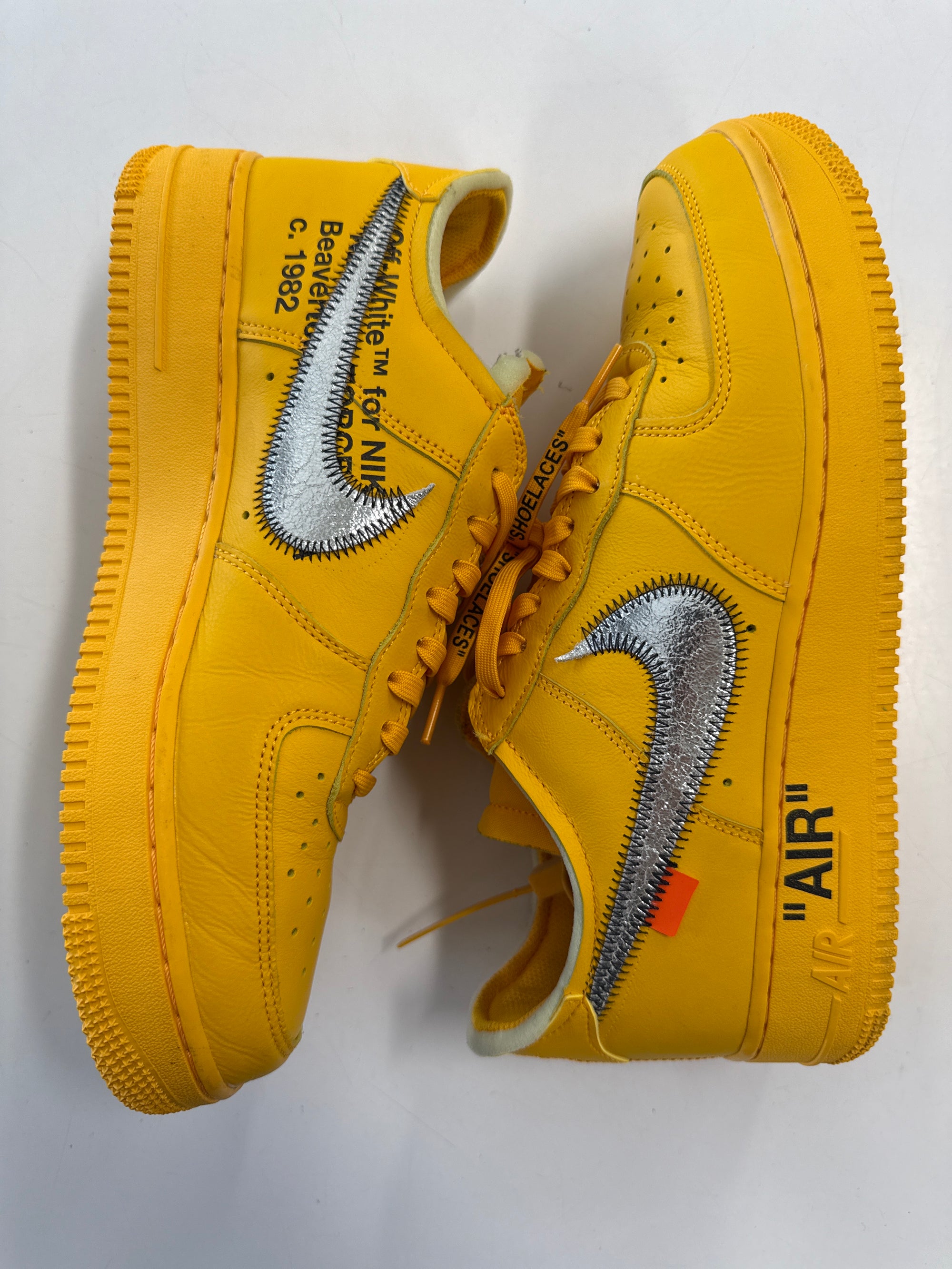 OFF WHITE AIR FORCE 1 LOW UNIVERSITY GOLD - SIZE 9.5 (WORN)