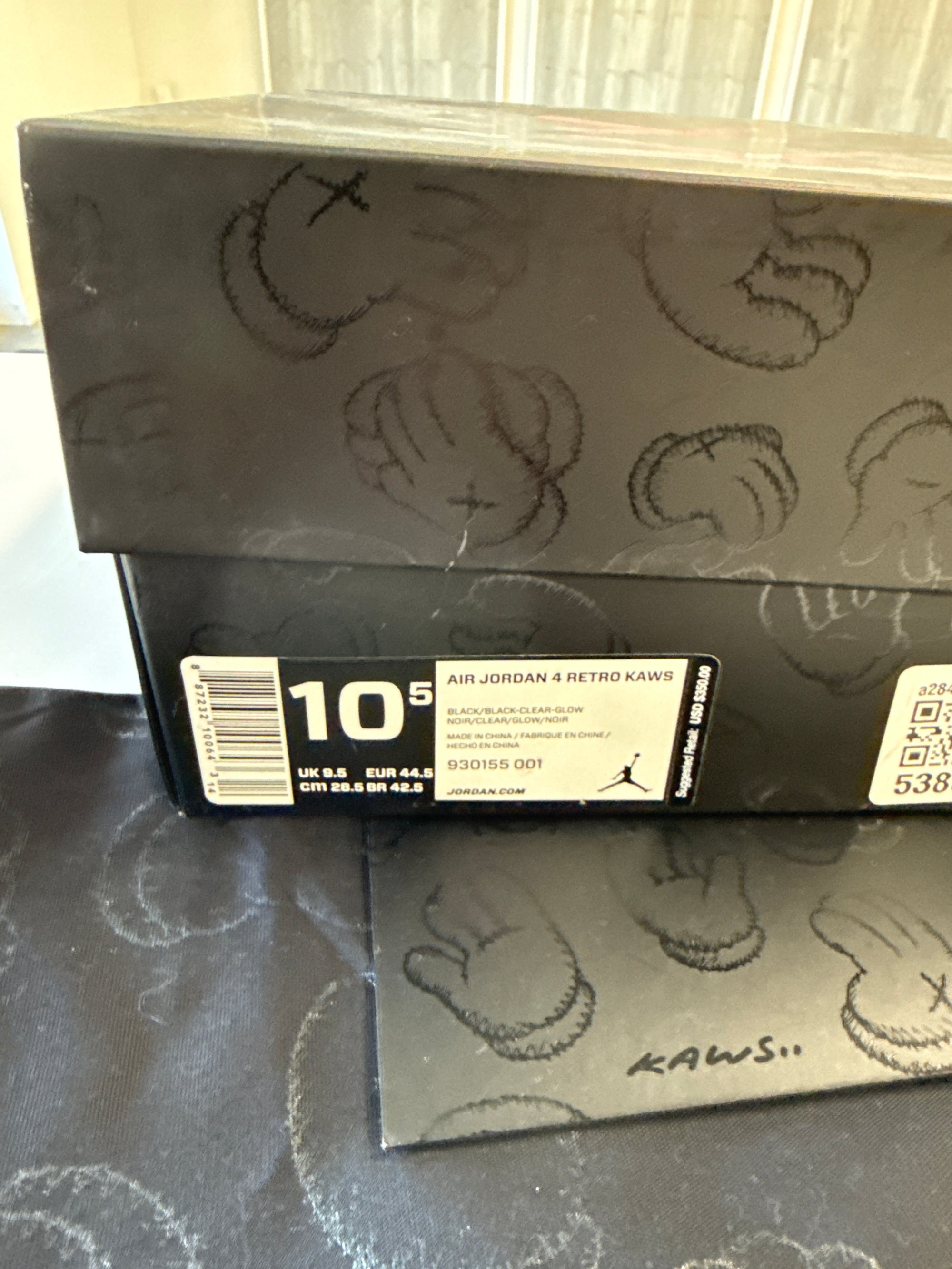 AIR JORDAN 4 KAWS BLACK - SIZE 10.5 (WORN) - SUPER CLEAN