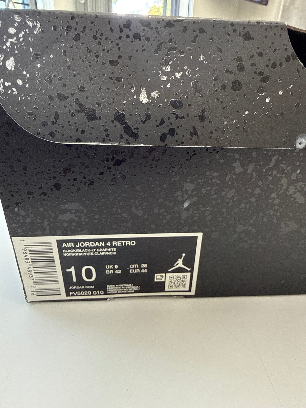 AIR JORDAN 4 BLACK CAT 2025 - SIZE 10 (WORN) - SUPER CLEAN