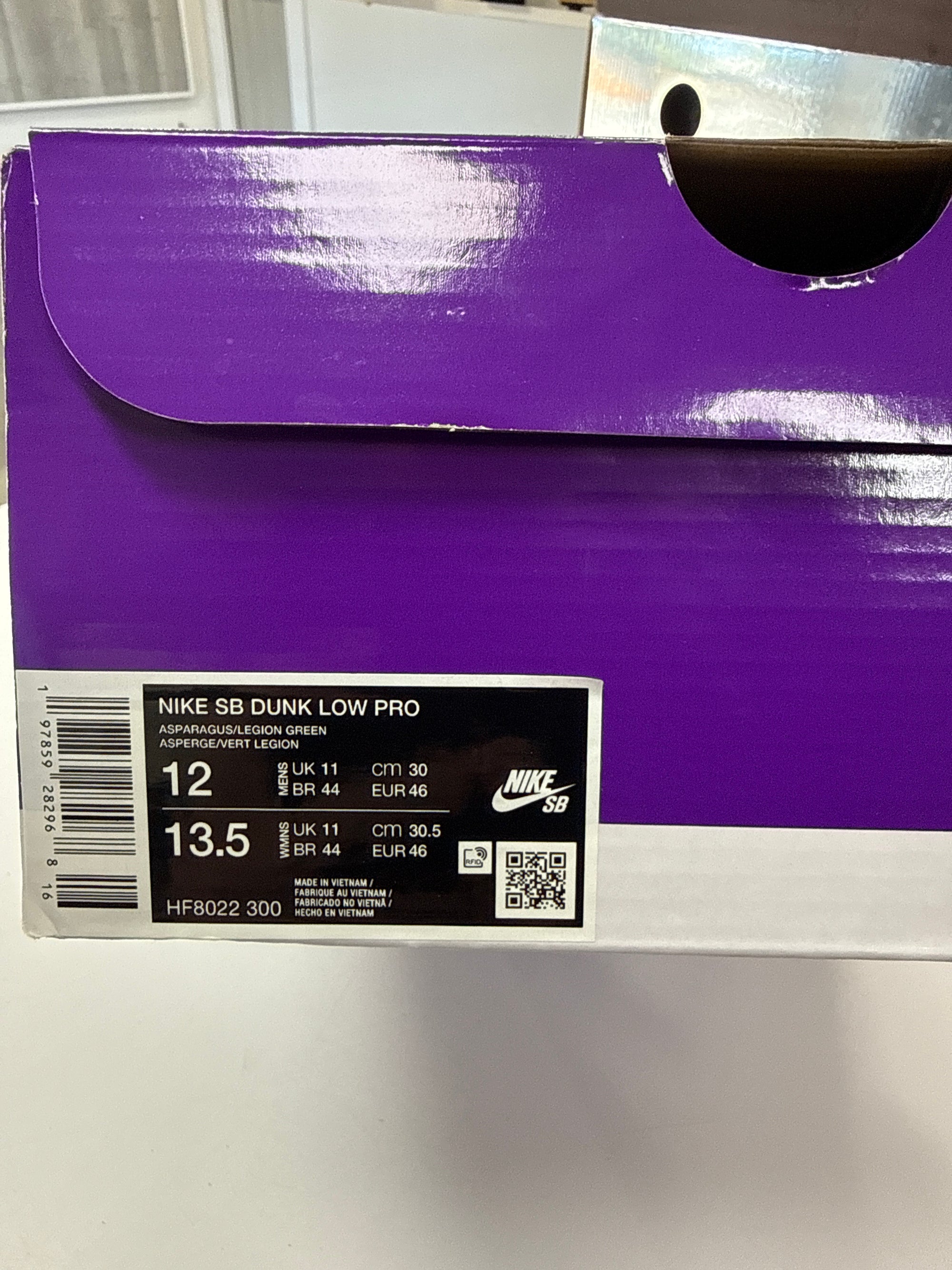 SB DUNK LOW YUTO HORIGOME MATCHA - SIZE 12 (WORN)